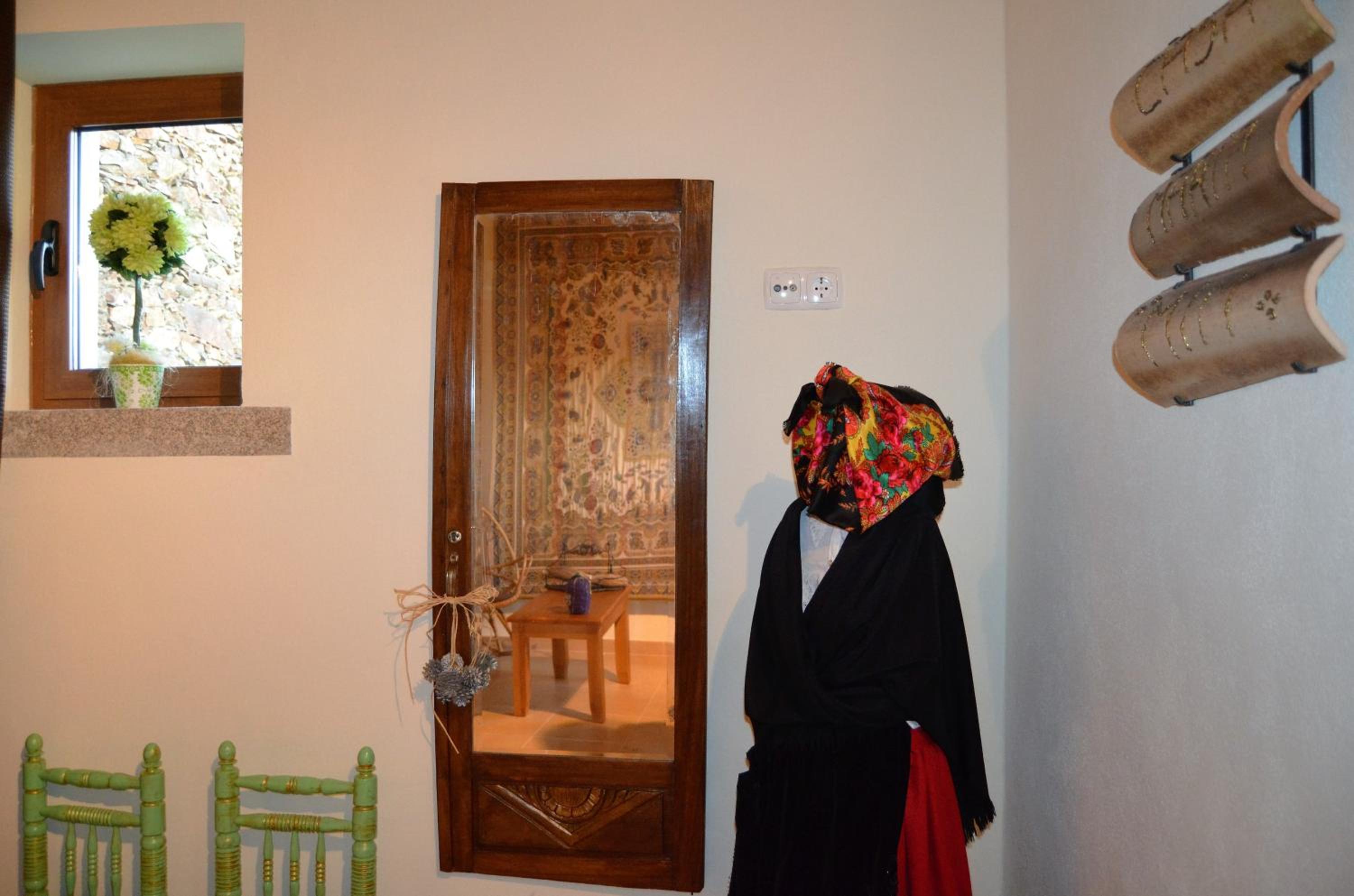 Photo 27