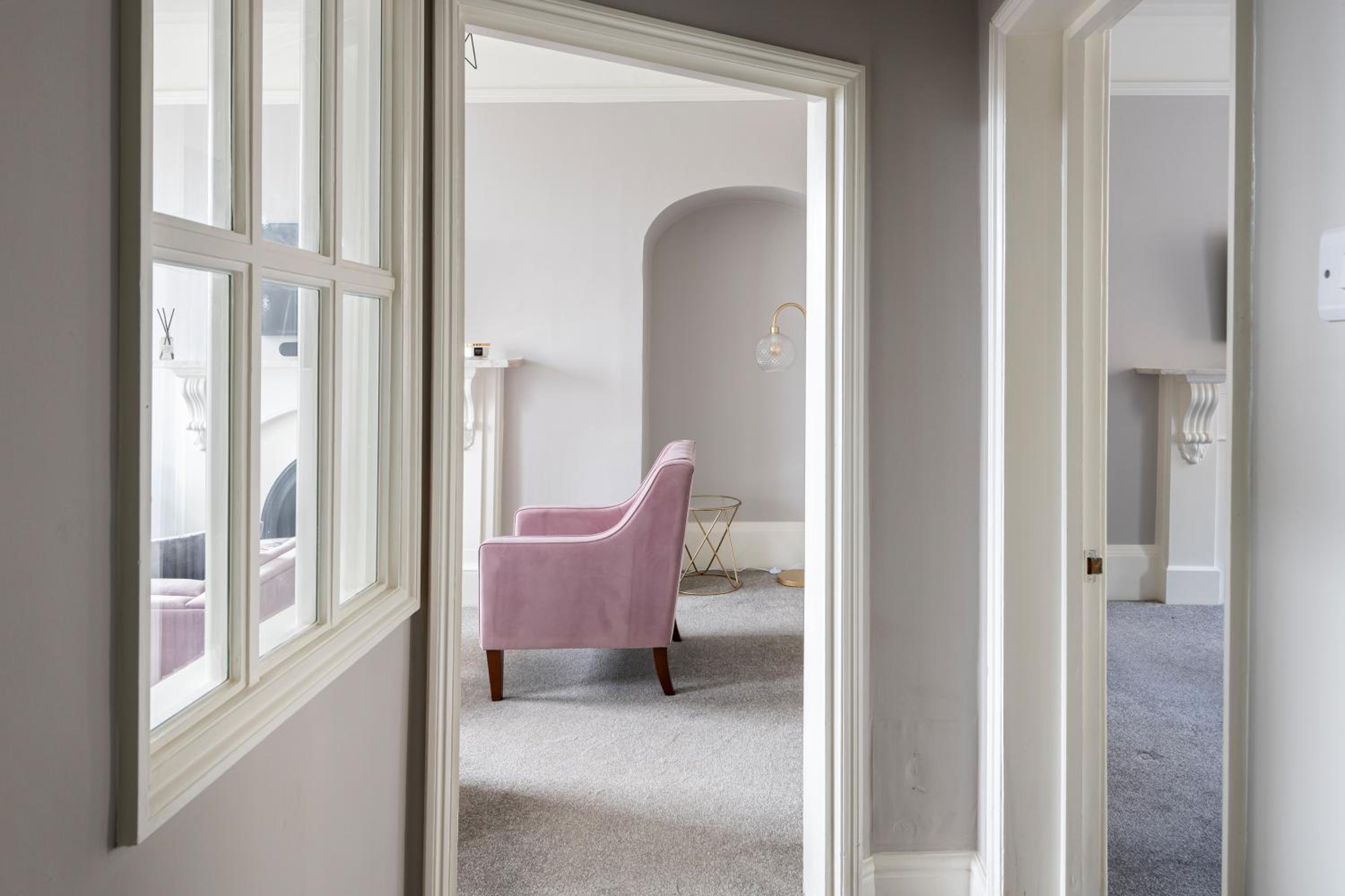 Luxury Georgian Escape, Central view 3