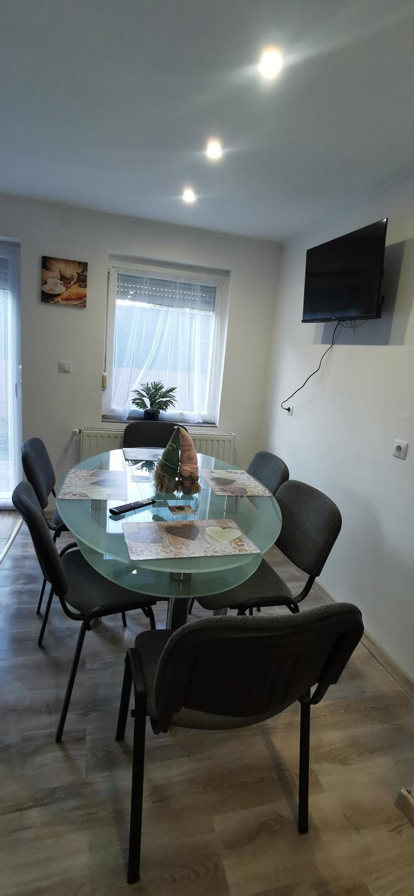 Rigófészek Apartmanház