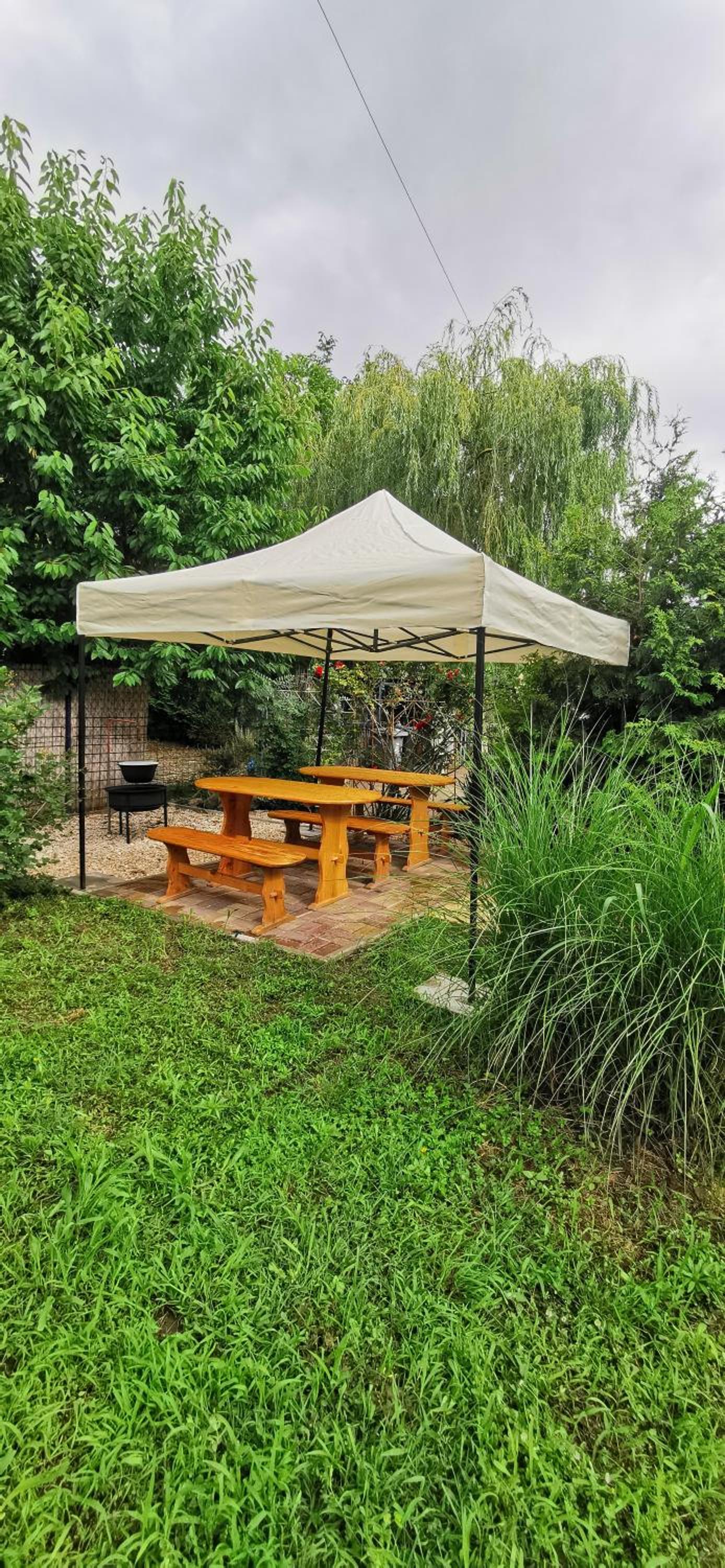 Rigófészek Apartmanház