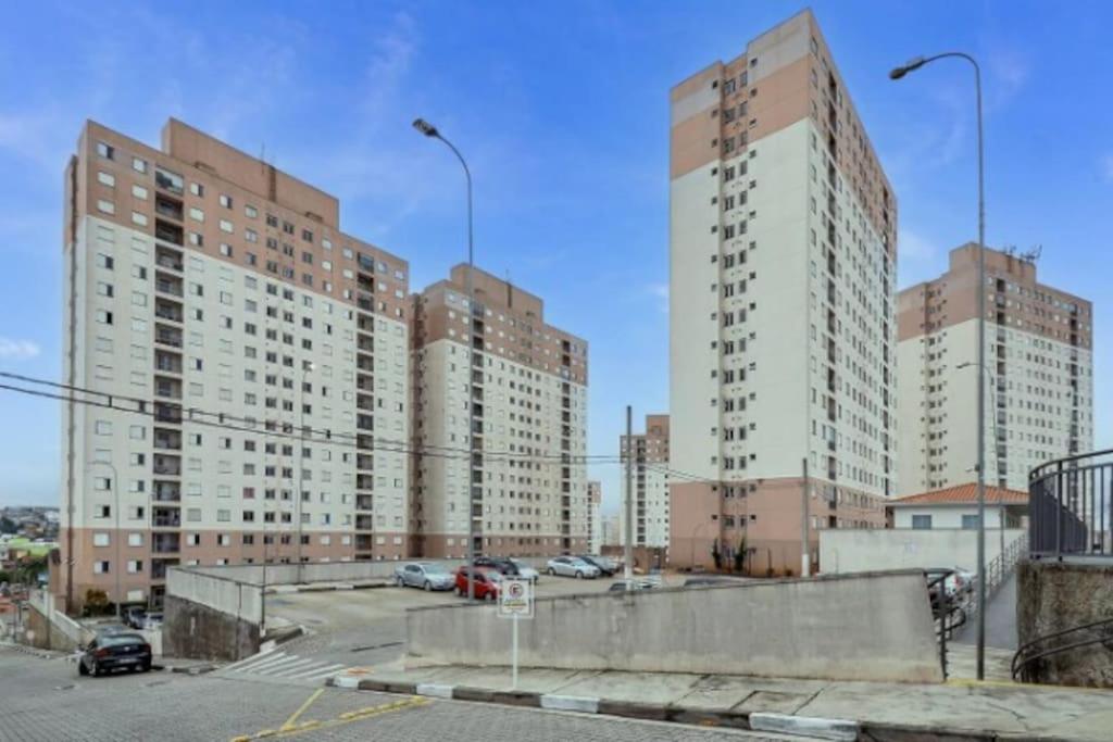 2 Quartos Aconchegante Estacionamento Carapicuíba