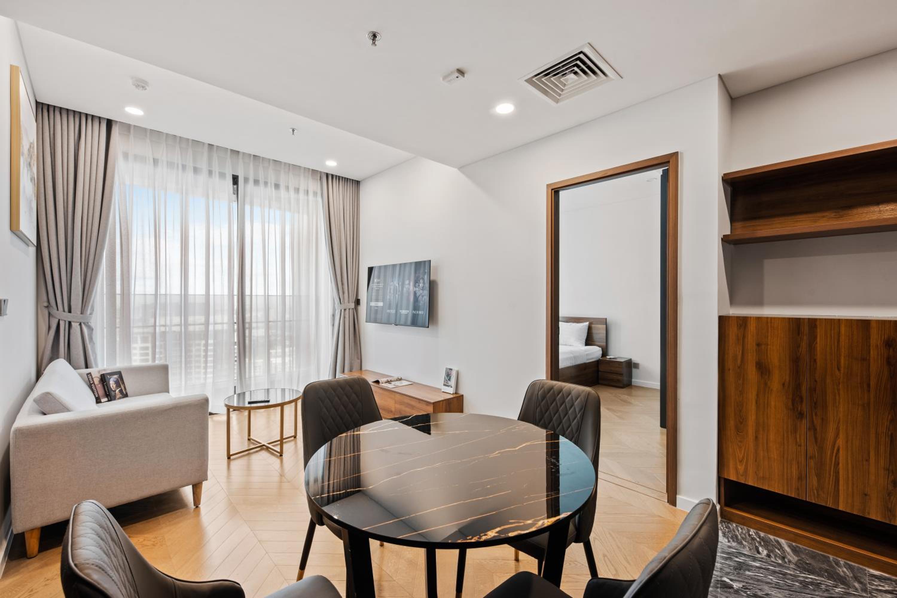 Smile Home - Lumiere Riverside - Luxury Stay in Thao Dien