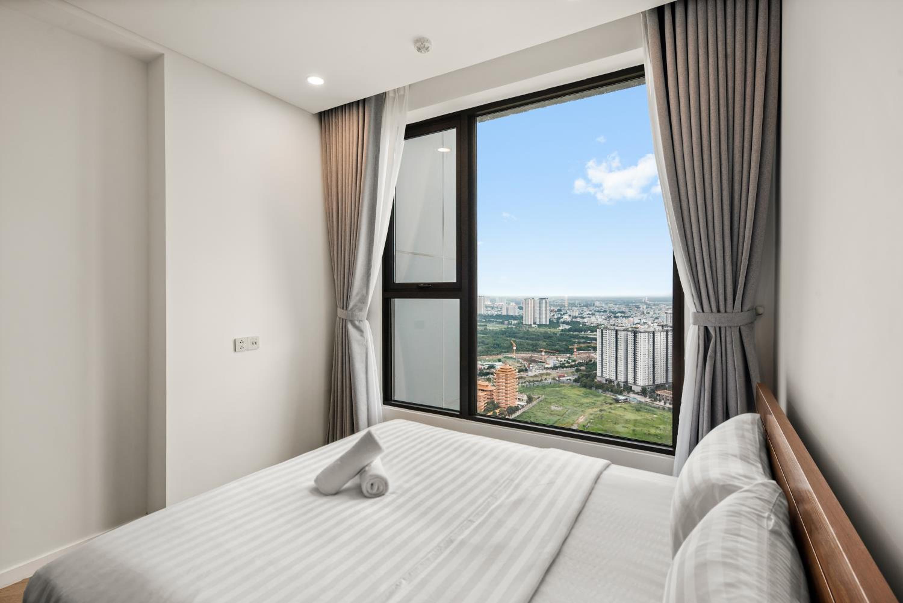 Smile Home - Lumiere Riverside - Luxury Stay in Thao Dien