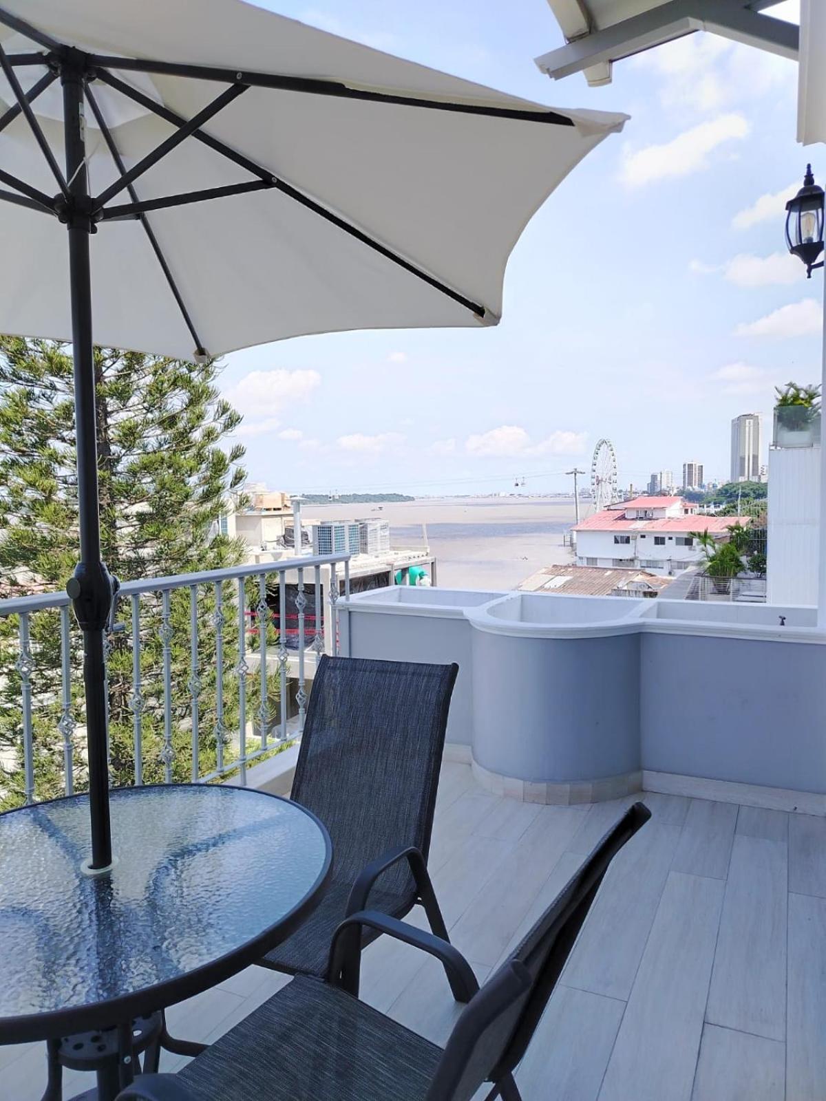 Luxury Apartments in Las Peñas - Guayaquil, LA ROSA DEL RIO Building, Balconies with Panoramic Views, Relaxation and Within the Tourist Zone view 2