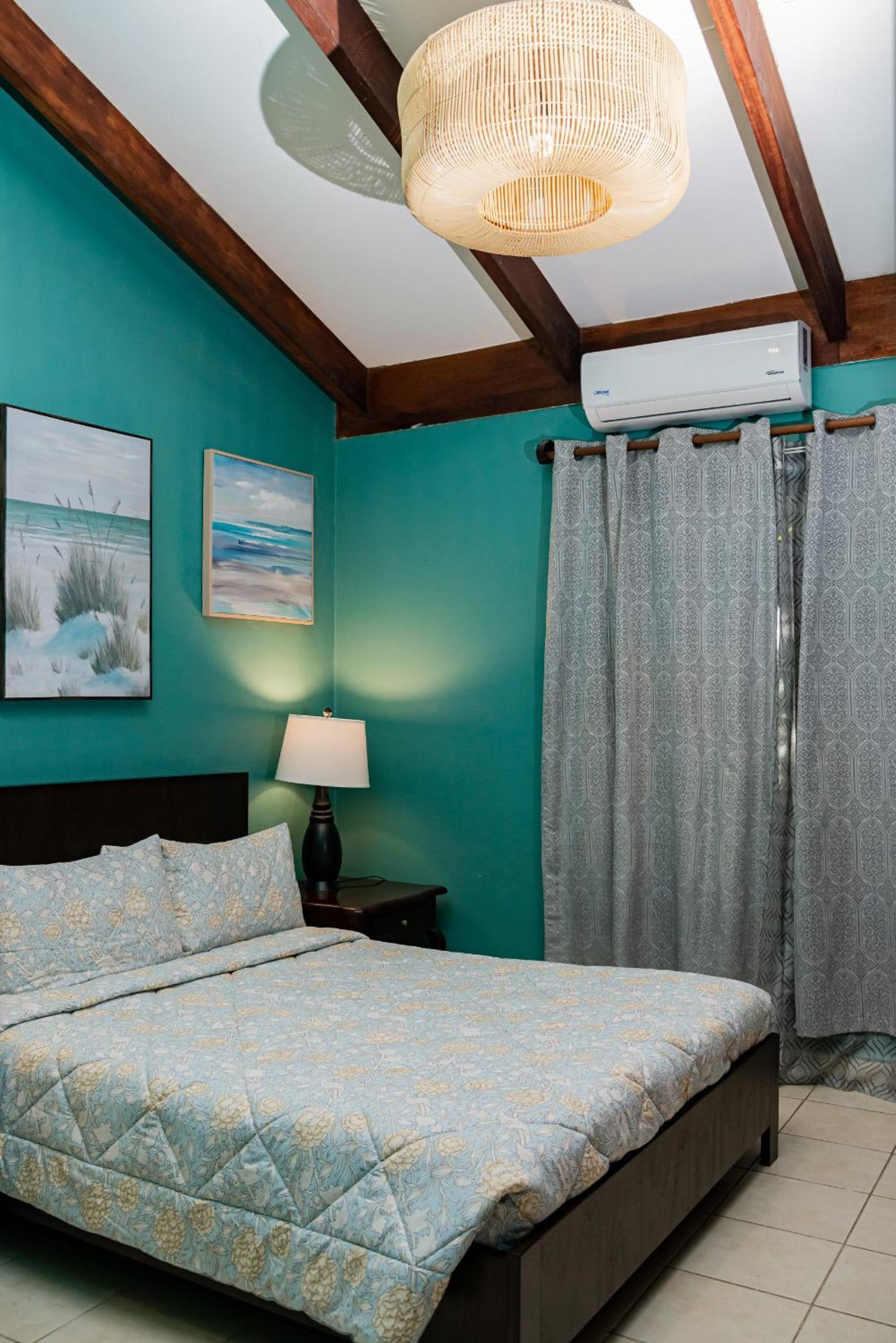 Private Villa With Resort Experience