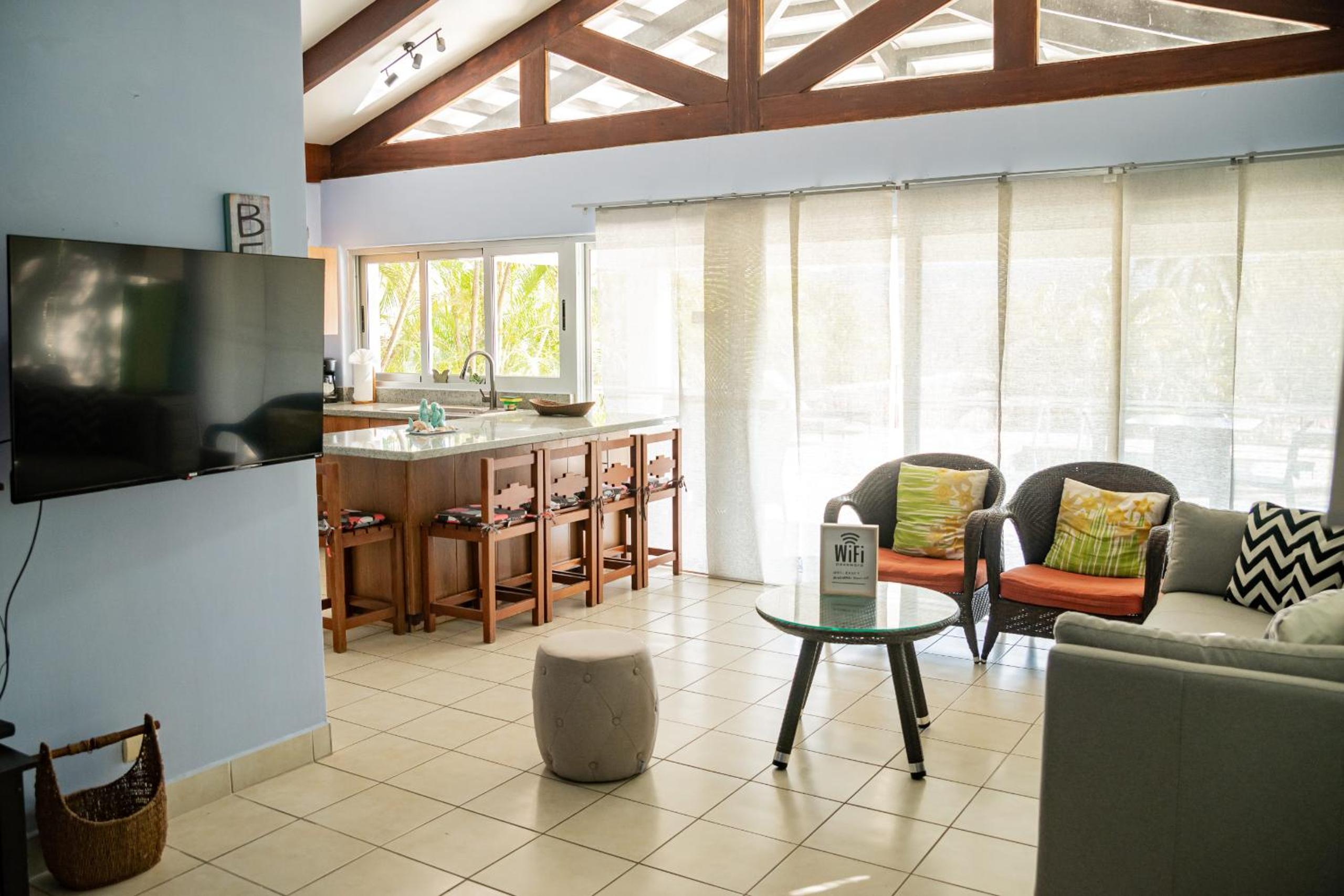 Private Villa With Resort Experience
