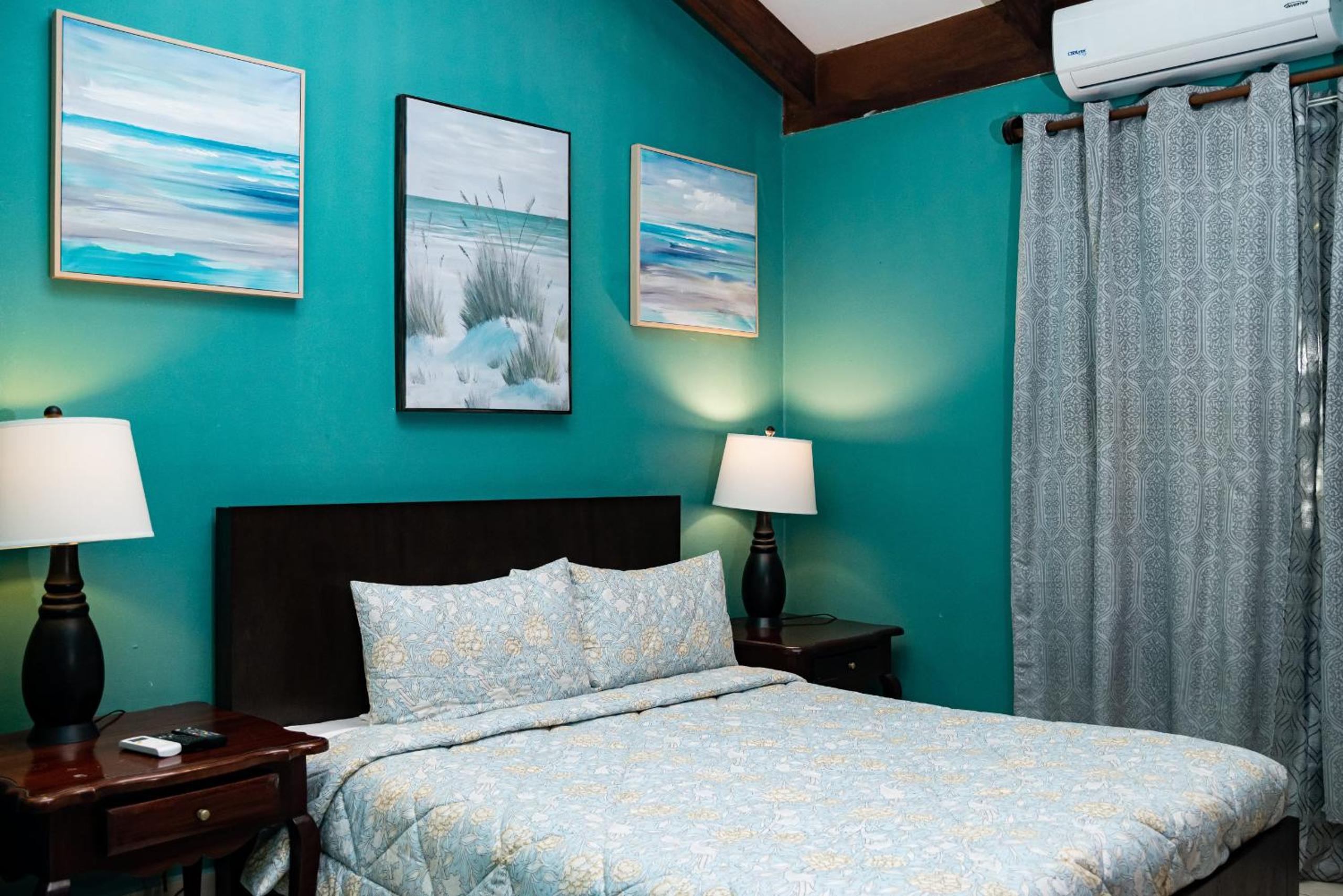 Private Villa With Resort Experience