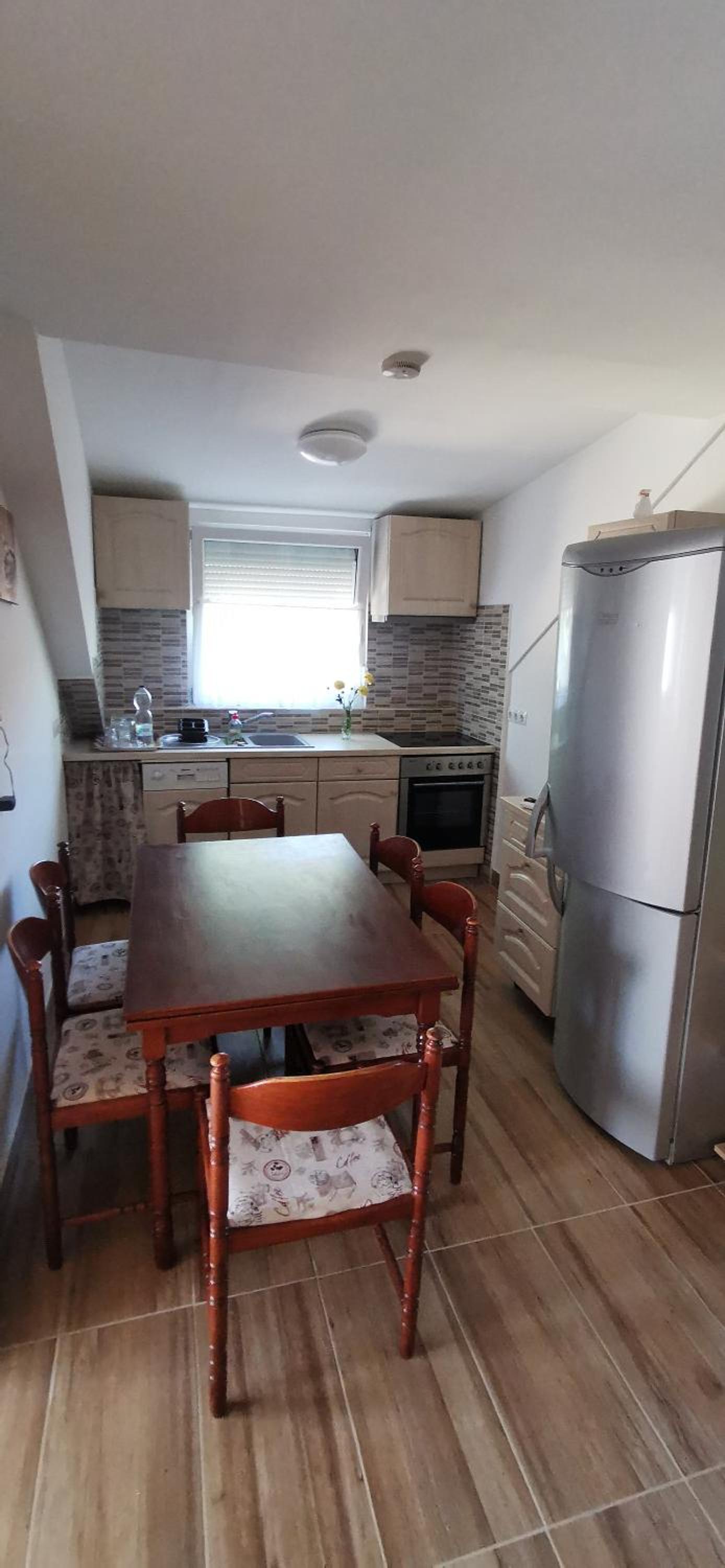 Rigófészek Apartmanház