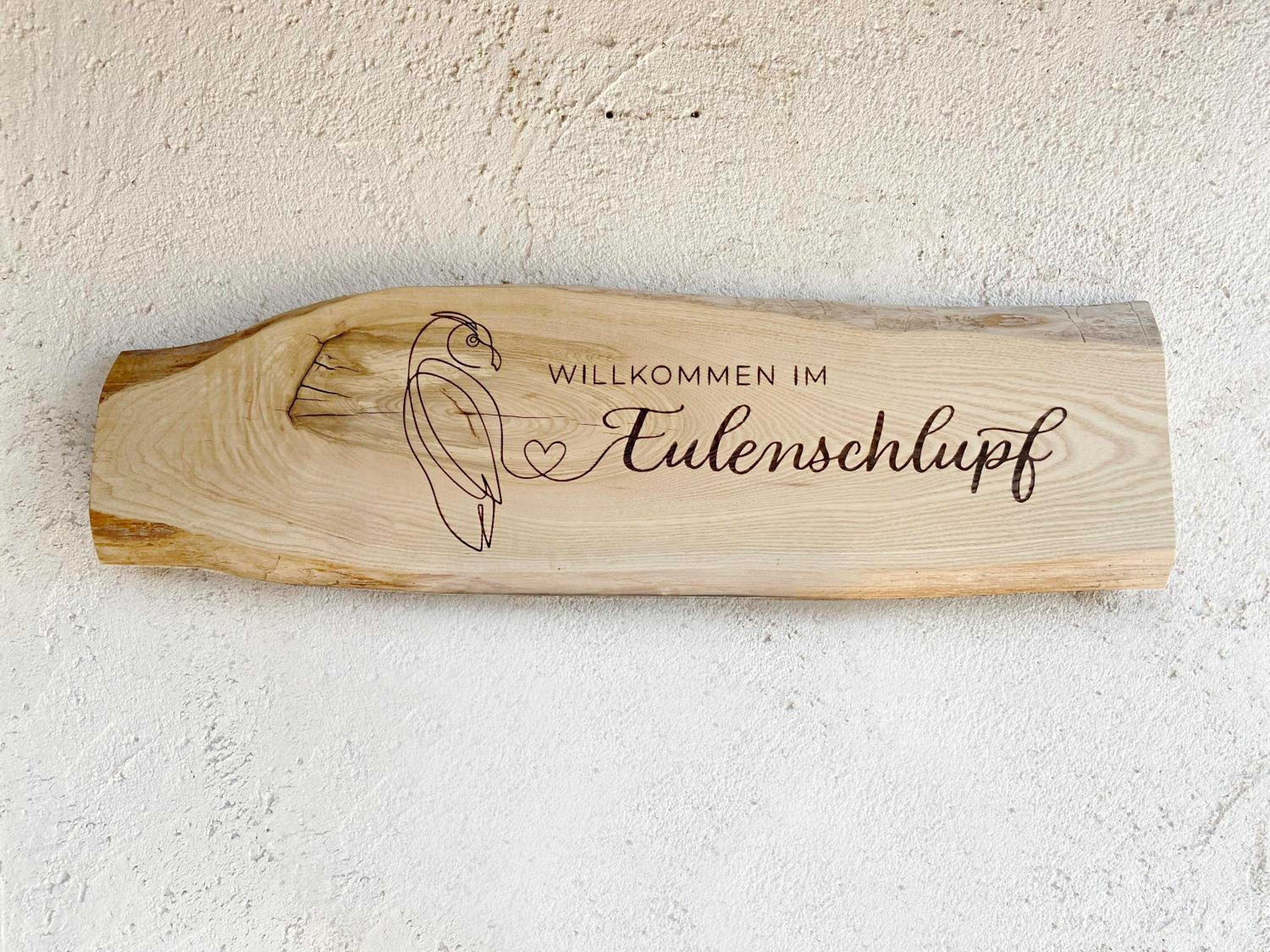 Eulenschlupf Wellnesswohnung Schwarzwald mit Sauna, Homekino & Hot Tub nahe Schweiz für Paare