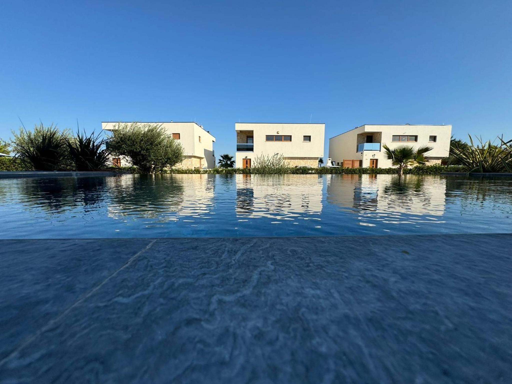 Suva Punta Luxe