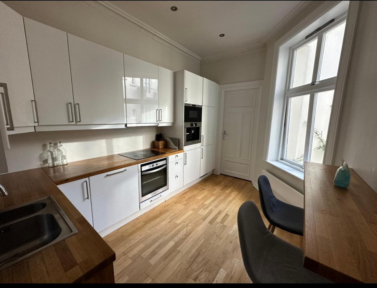 Classy Central Apartment Frogner