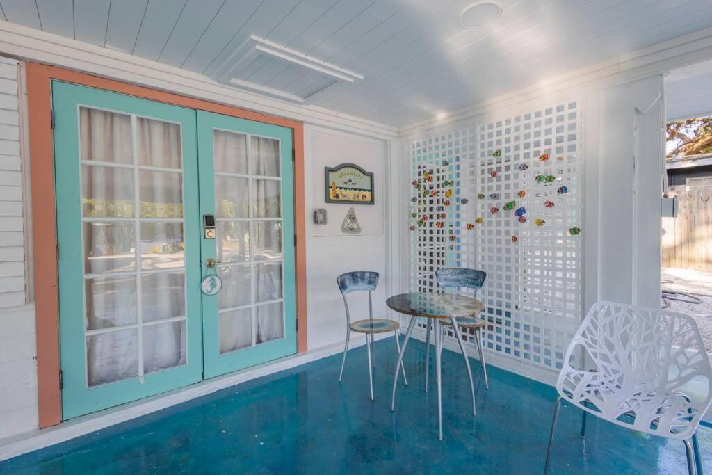2BR at Lecom Park Downtown Beaches & Ample Parking Space view 5