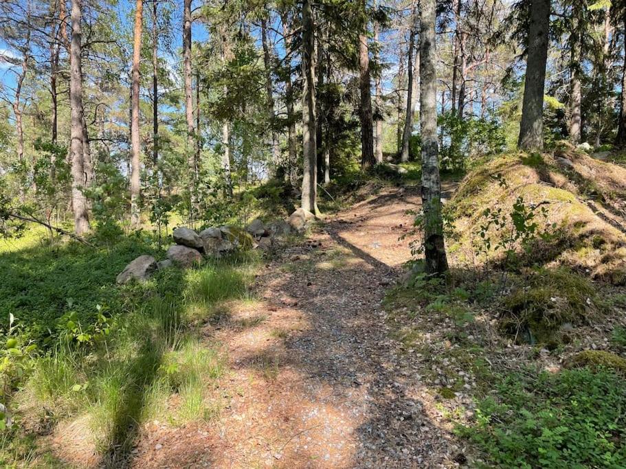 Fin landlig hytte med utsikt view 4