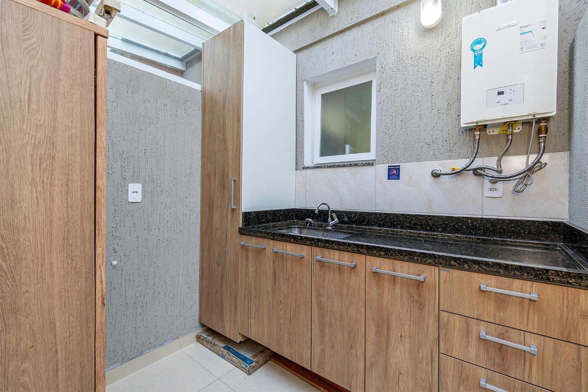 Casa em condomínio até 10p - @stayhousetemporada