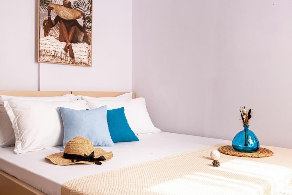 Himara City 25 - Central & Beach Access