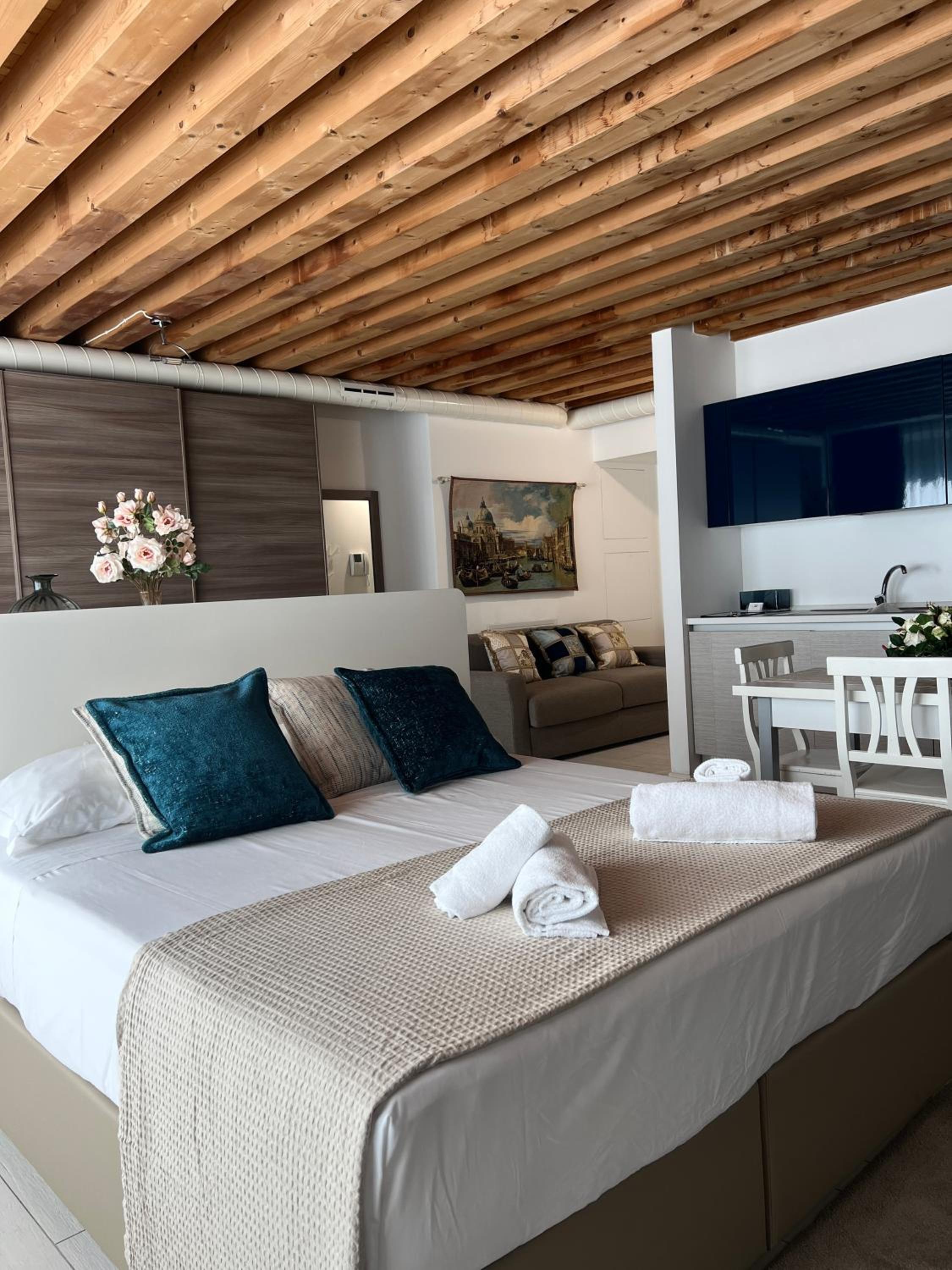 Venice Lucky House