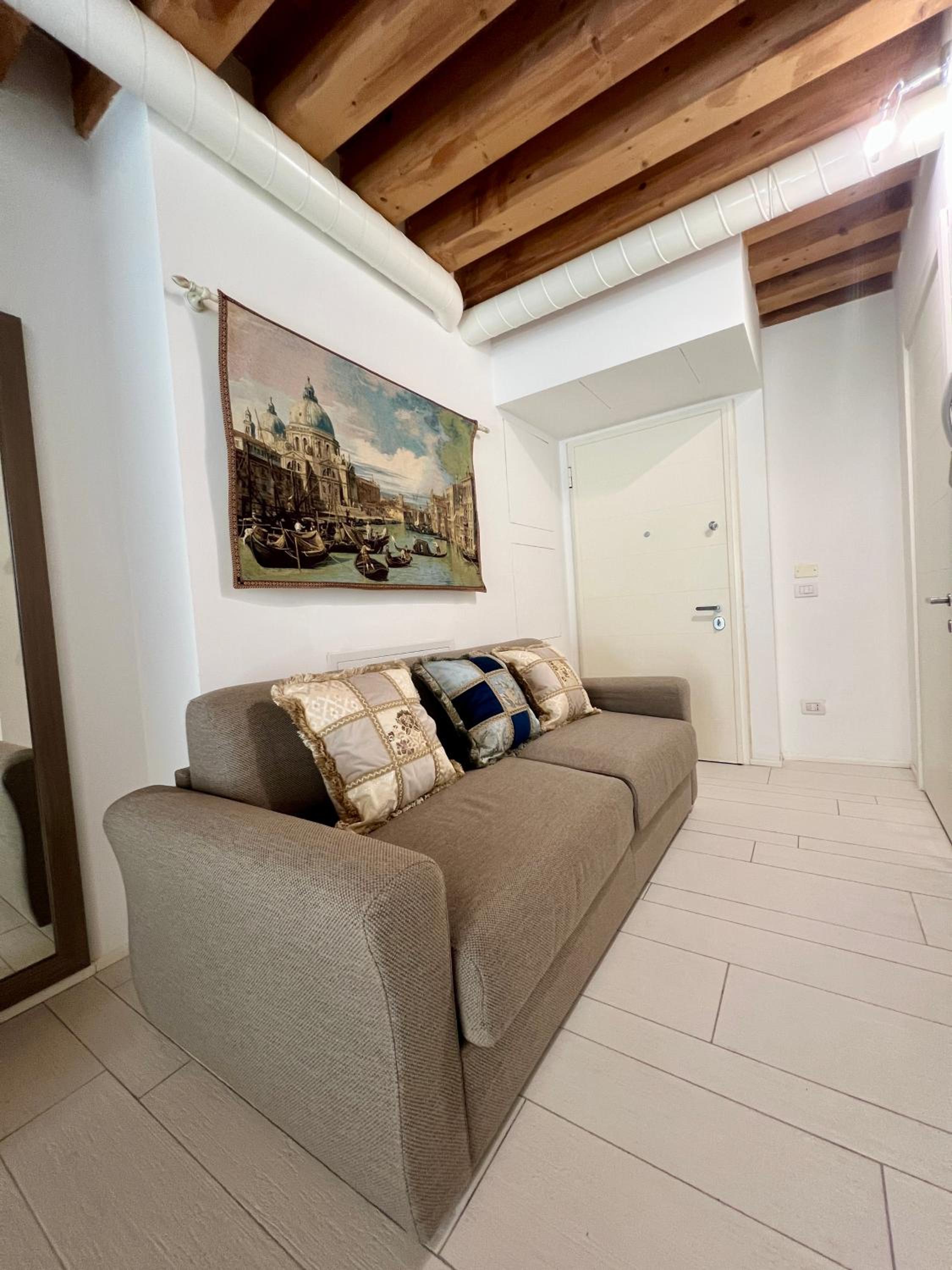 Venice Lucky House