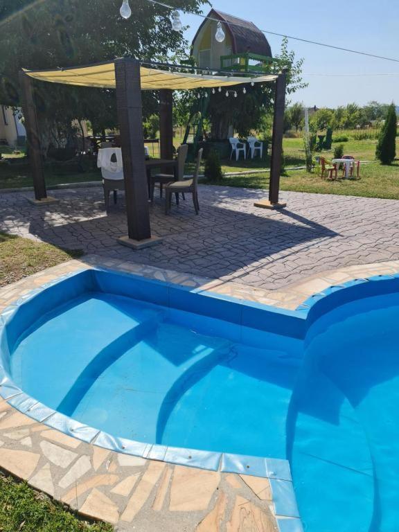 Casa din povesti