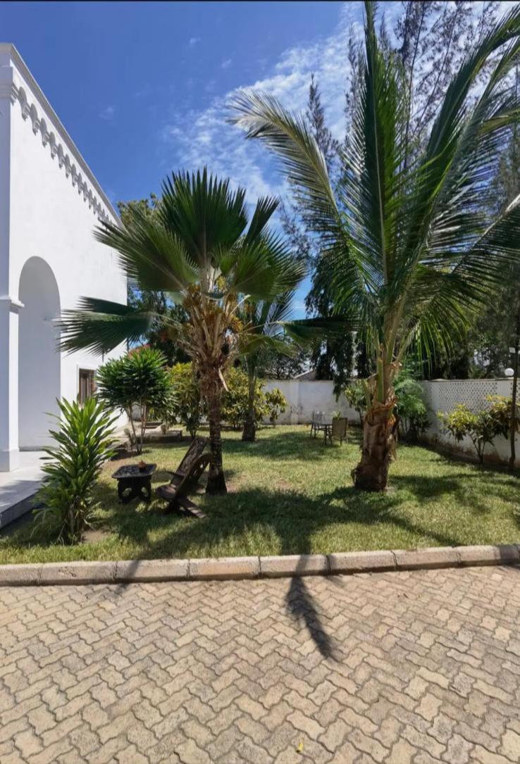 Clem Villa