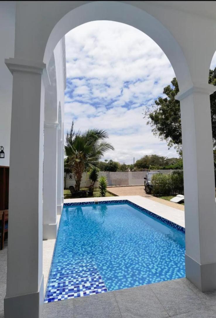 Clem Villa