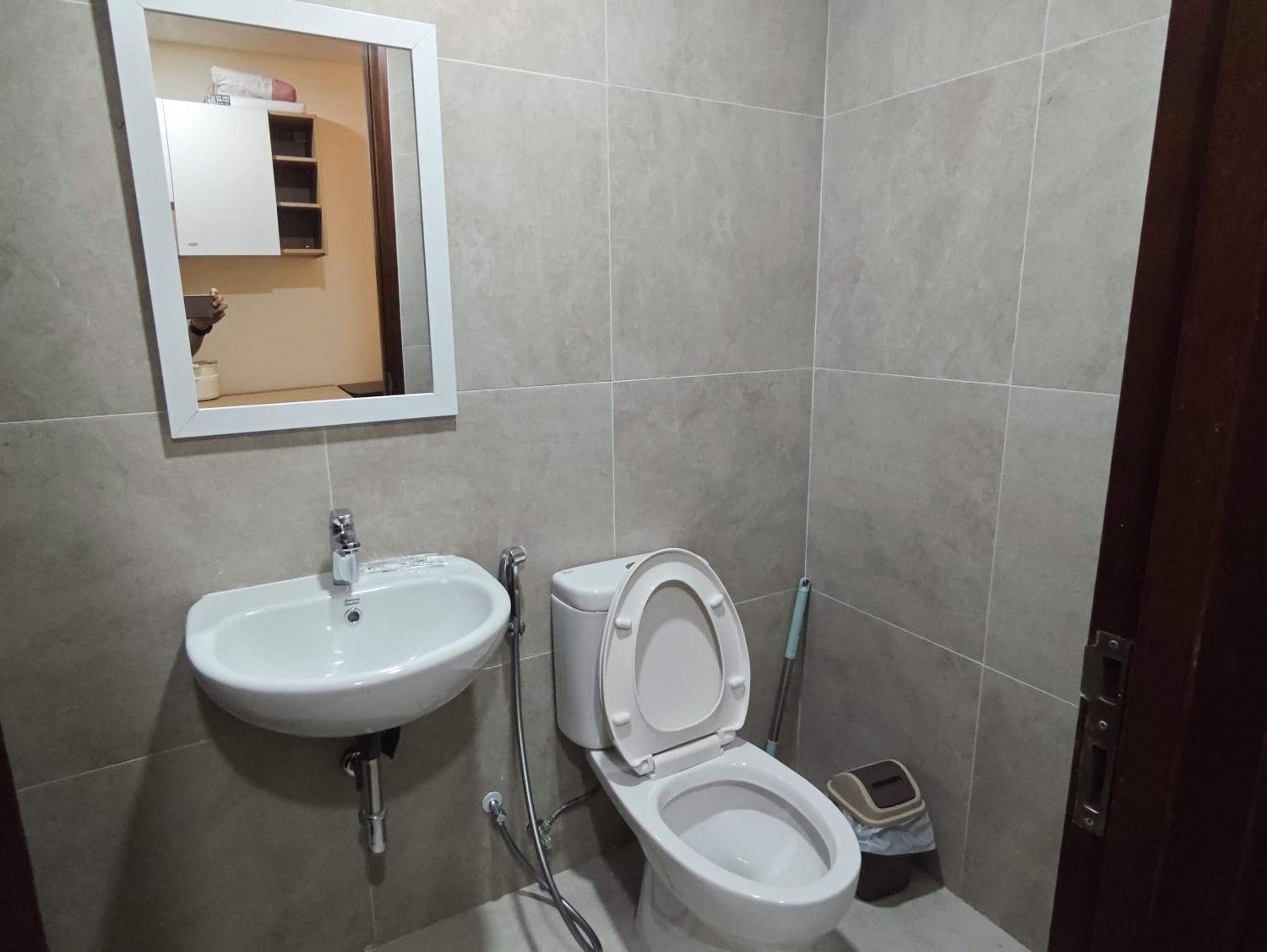 Pollux High Rise Apartments at Batam Center with Netflix by MESA