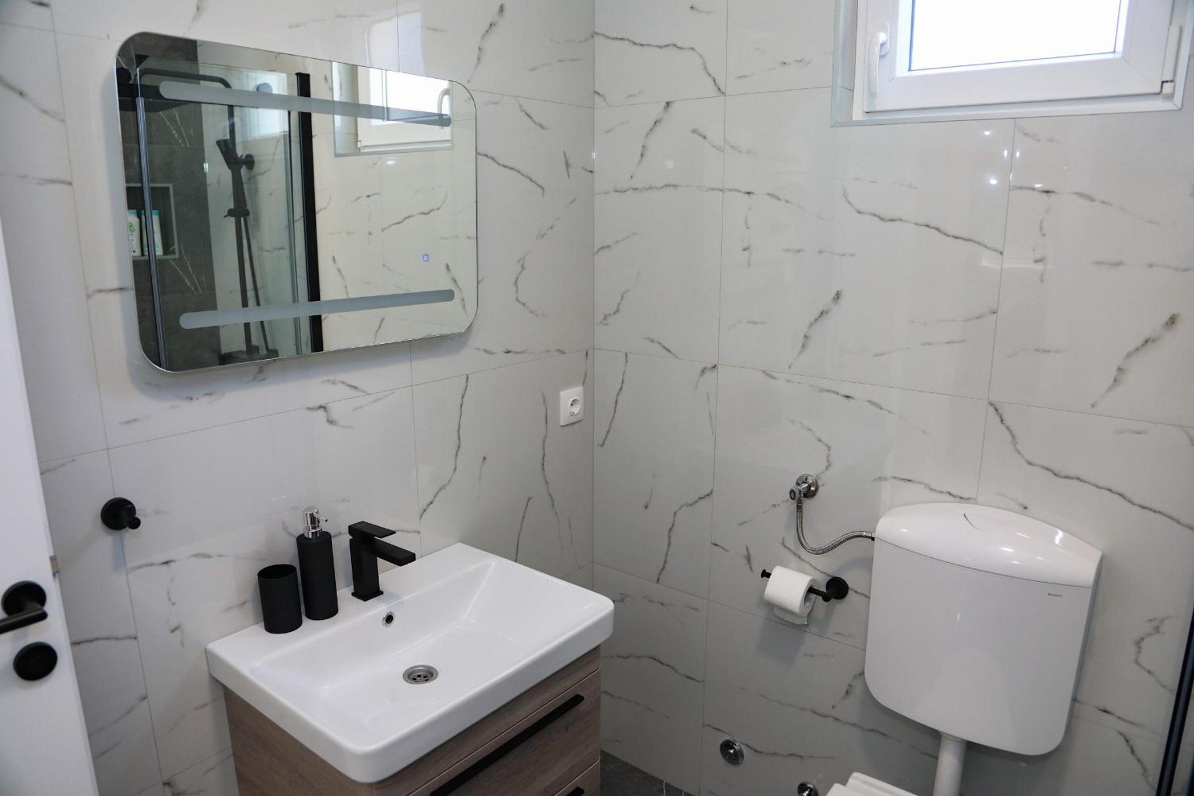 Apartman Keman