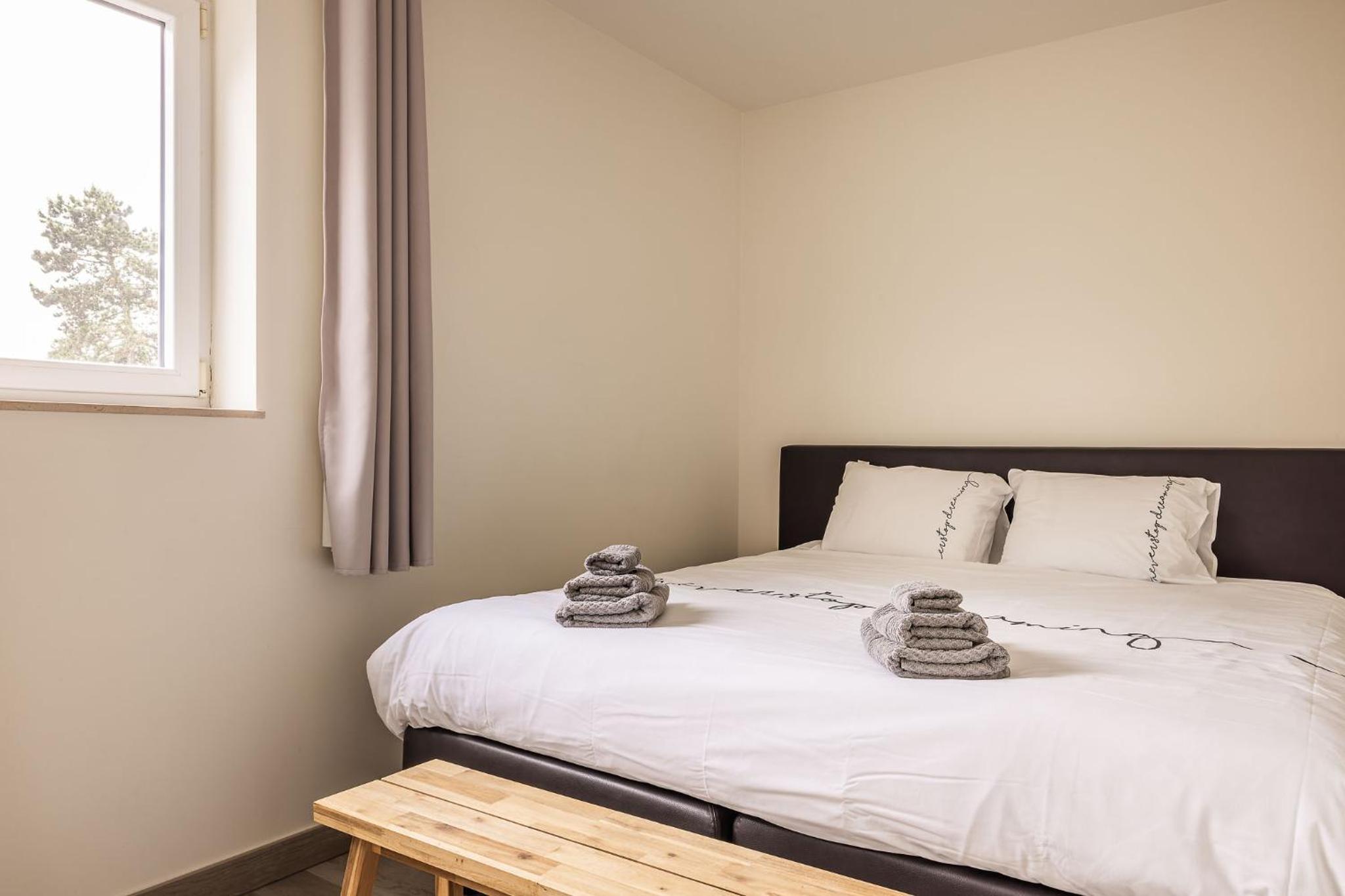 Red Rabbit Tourist and Business Flats with indoor parking - 1 to 5 or 6p - region gnt antwp brux