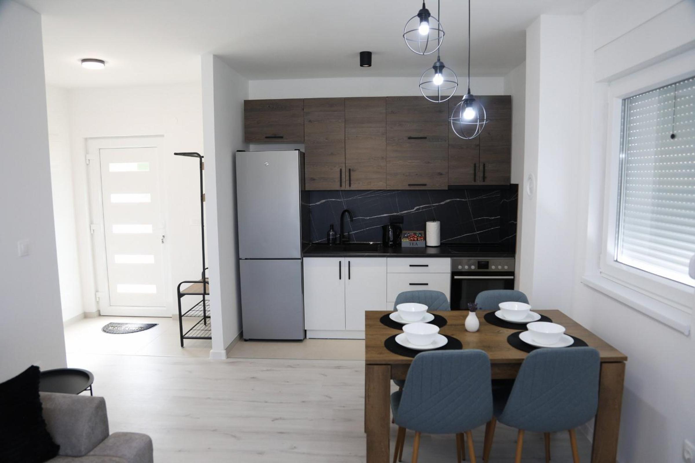 Apartman Keman