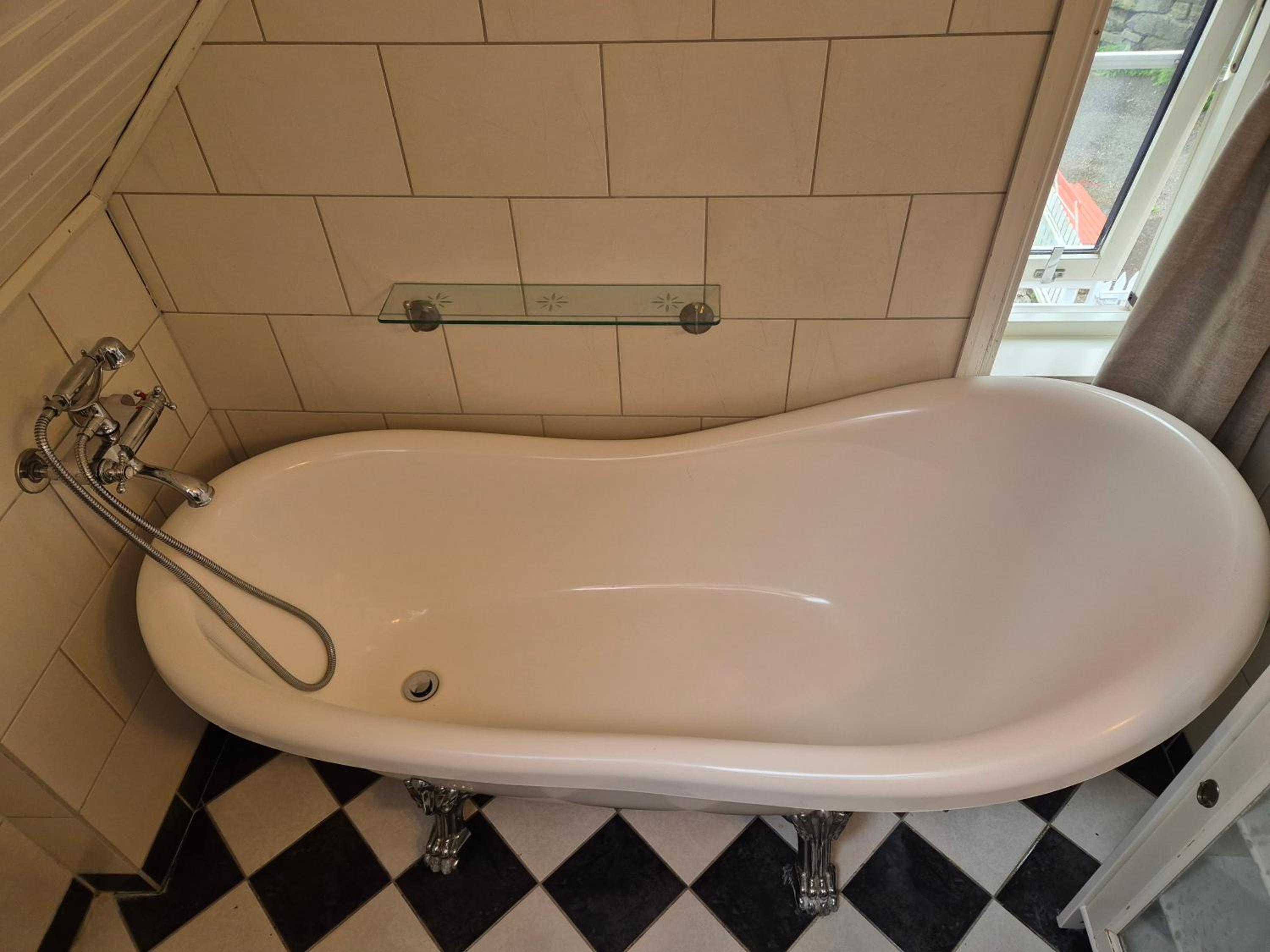 Nydelig hus med privat hage og fantastisk utsikt over Fisketorget, Bryggen og Bergen sentrum