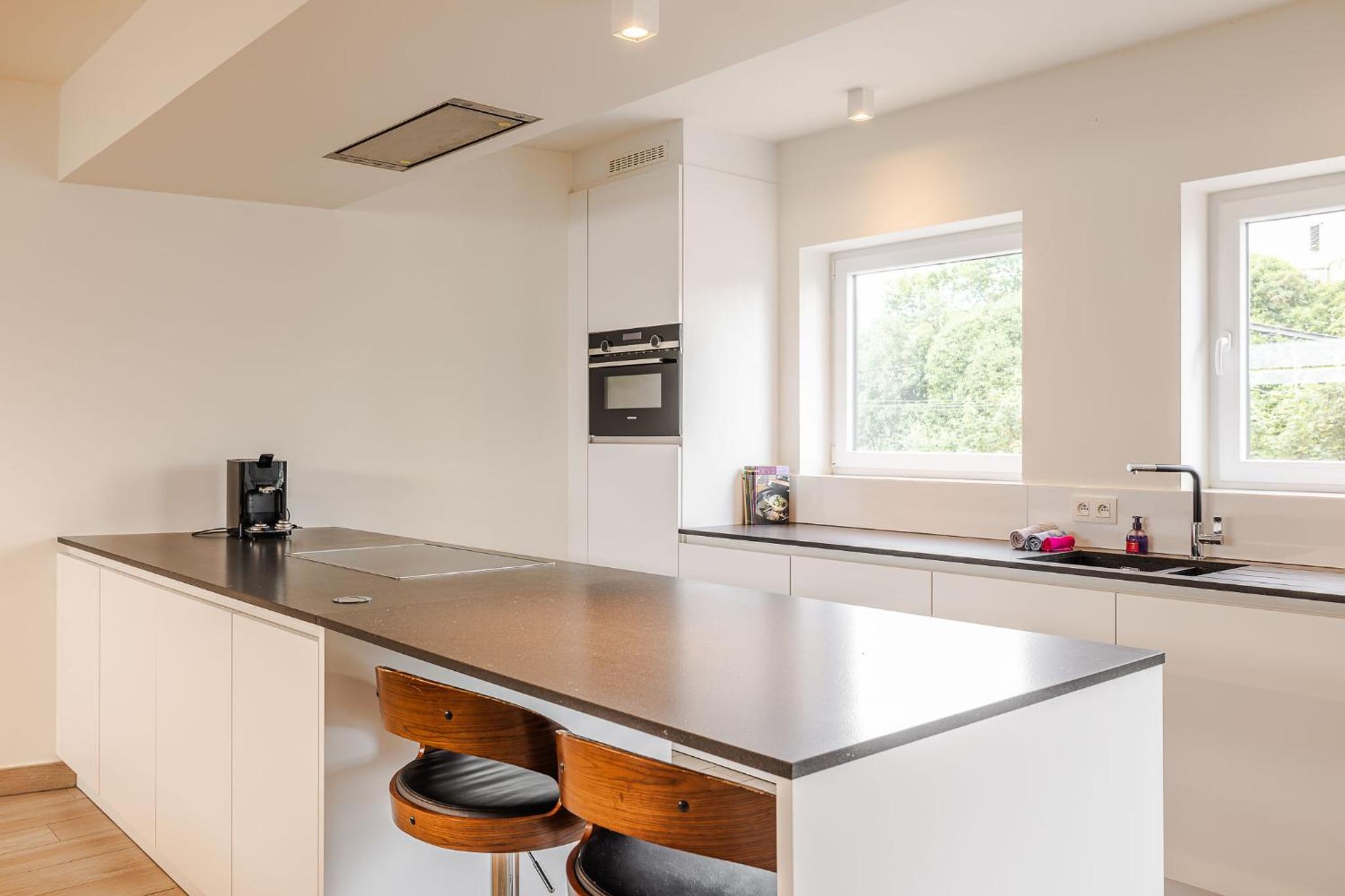 Red Rabbit Tourist and Business Flats with indoor parking - 1 to 5 or 6p - region gnt antwp brux, photo 40
