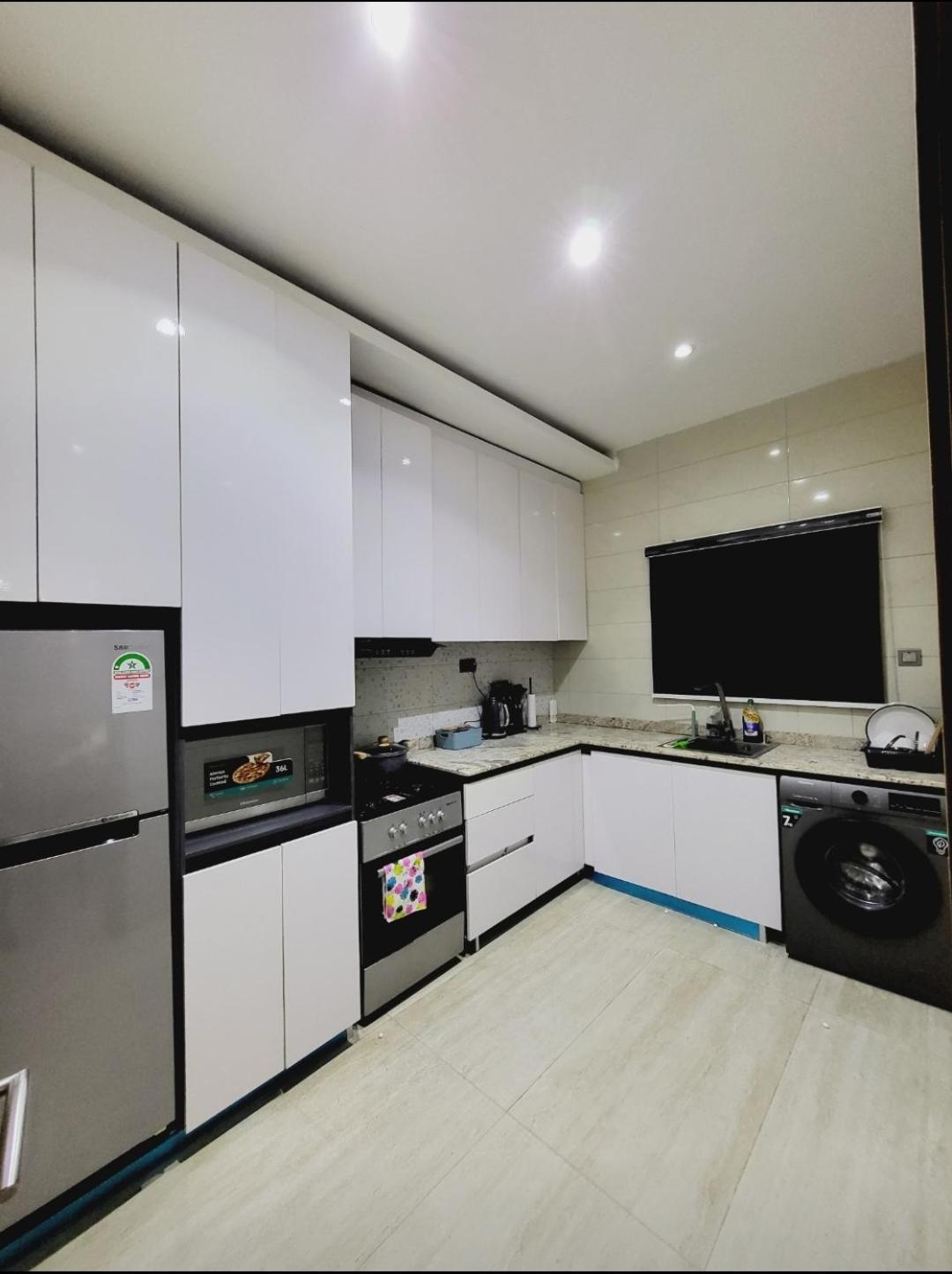 Lovely 2 Bedroom Flat in Lekki,Lagos Nigeria view 4