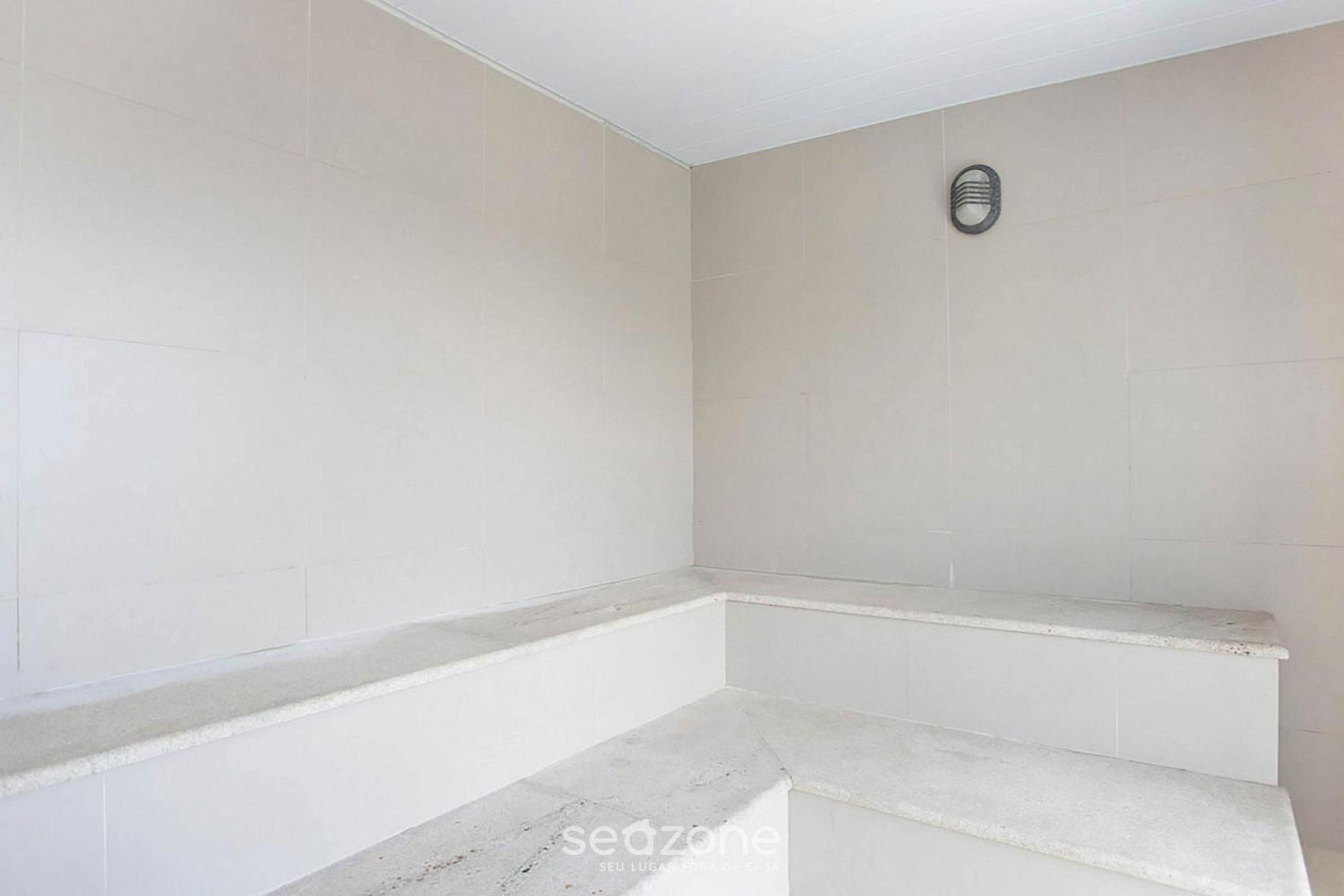 Studio em condomínio c/ Piscina em Brasília SMZ407