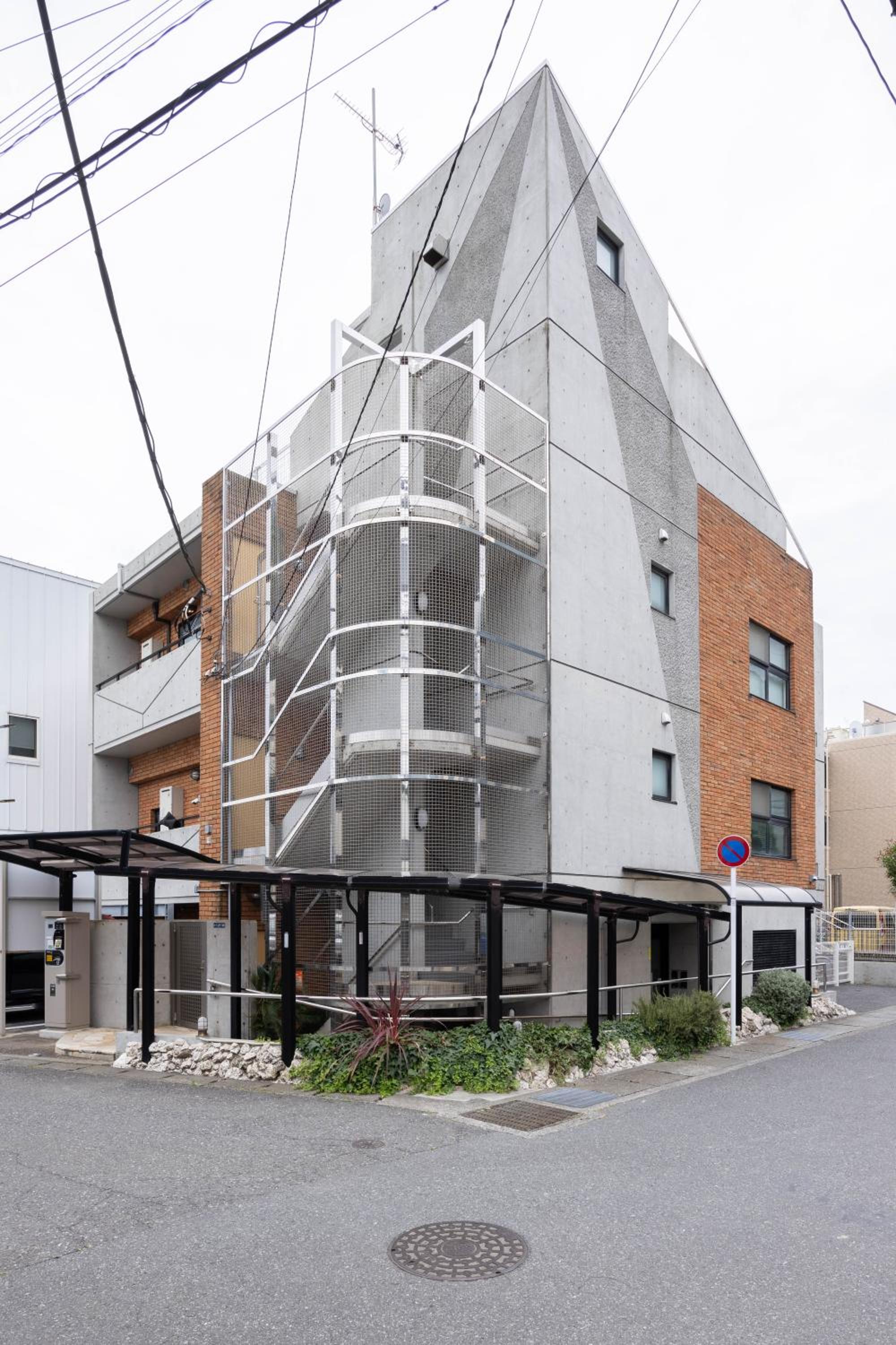 Hotel Ocean Side Shell