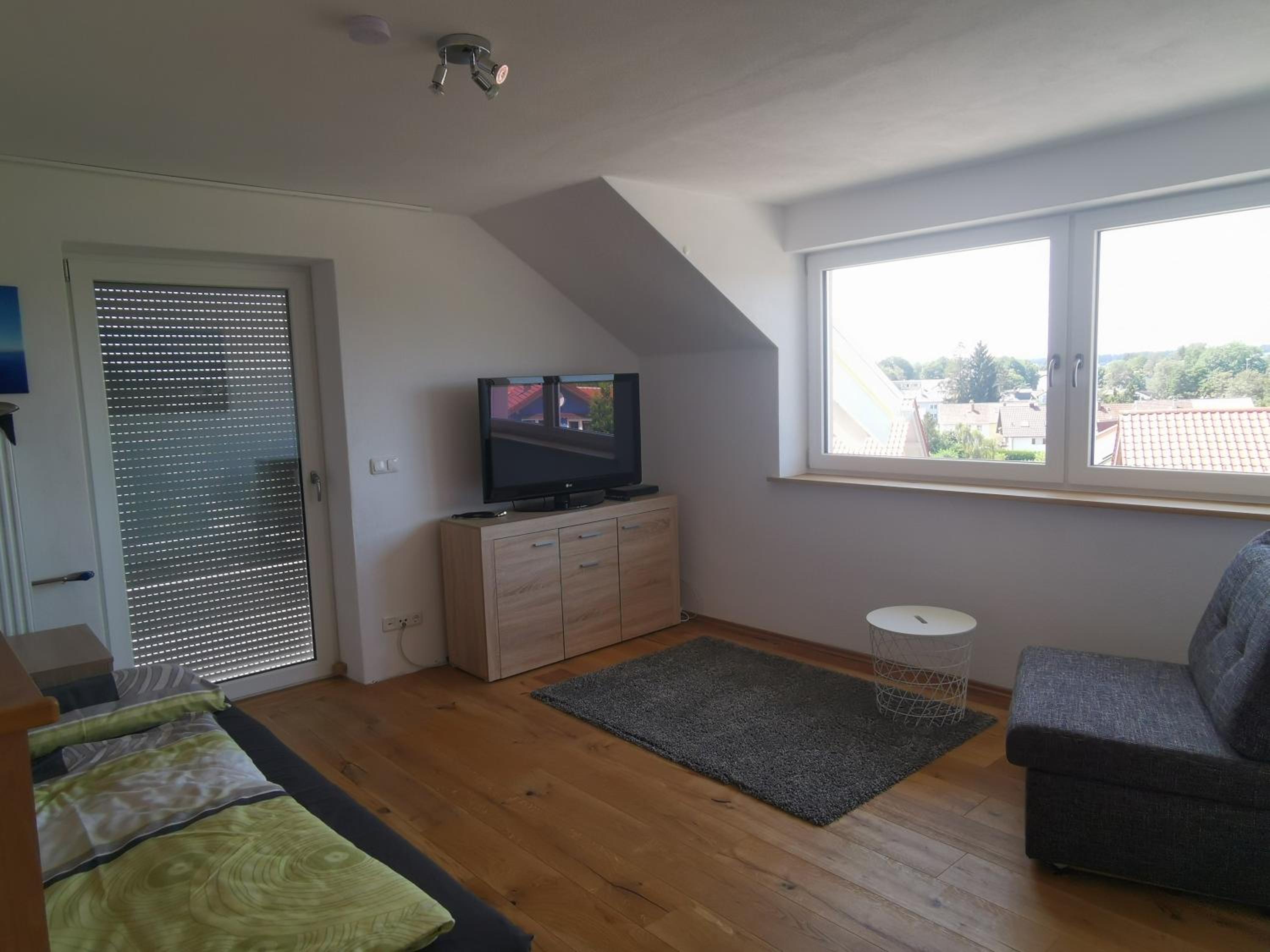Panorama Apartment im Allgäu mit Balkon, Garten und Stellplatz