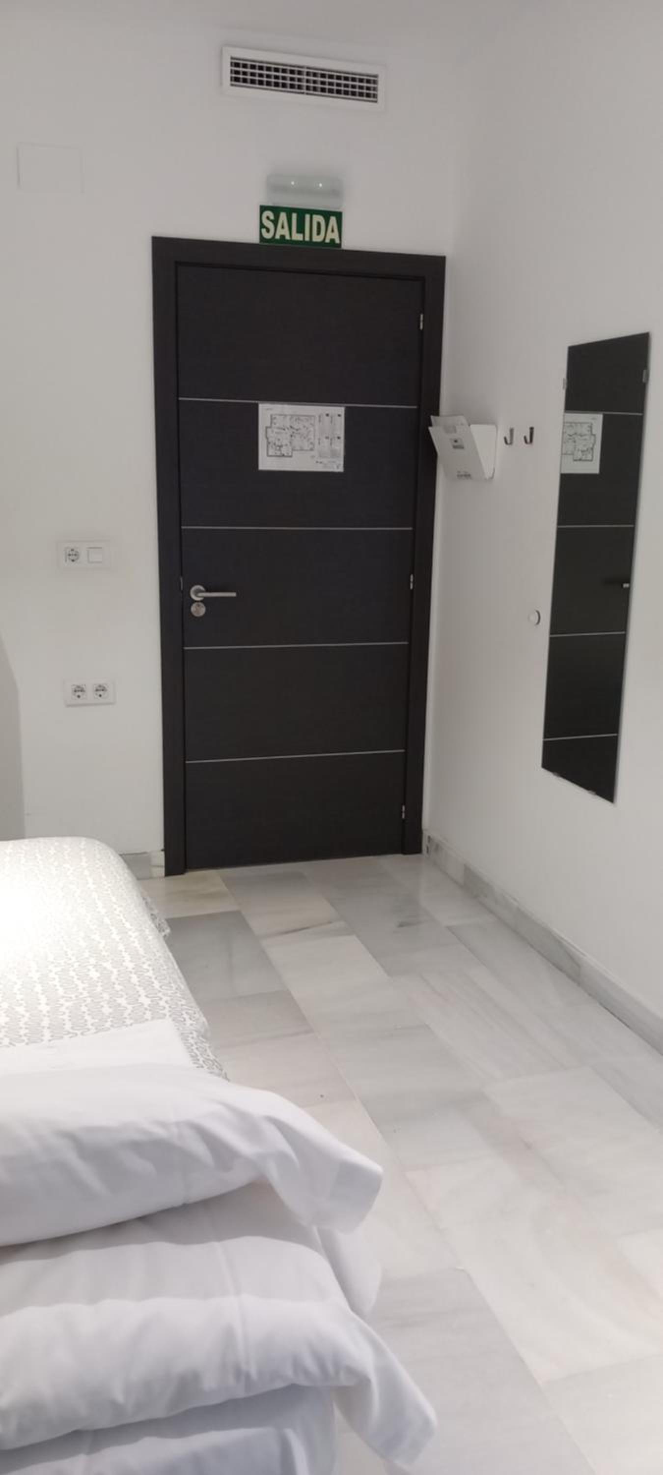Hostel Central Sevilla en Seville — hotel room