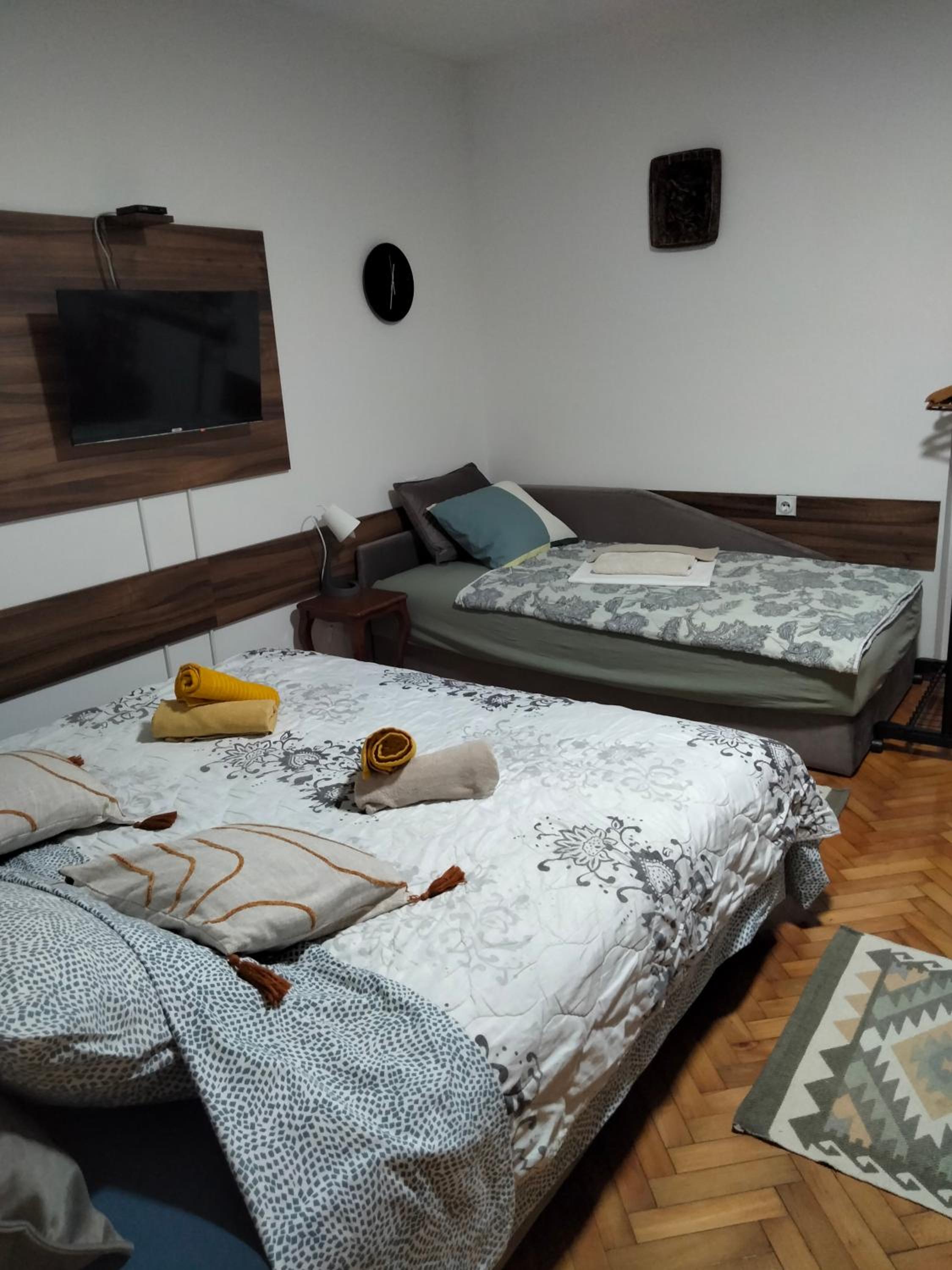 Apartment studio Ignjatovic view 4