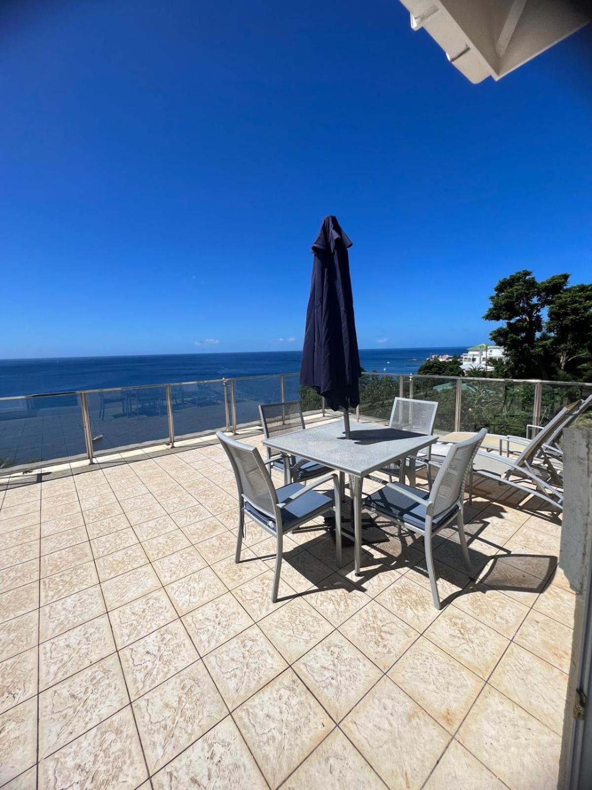 Castle Comfort Seaview deluxe Apartment
