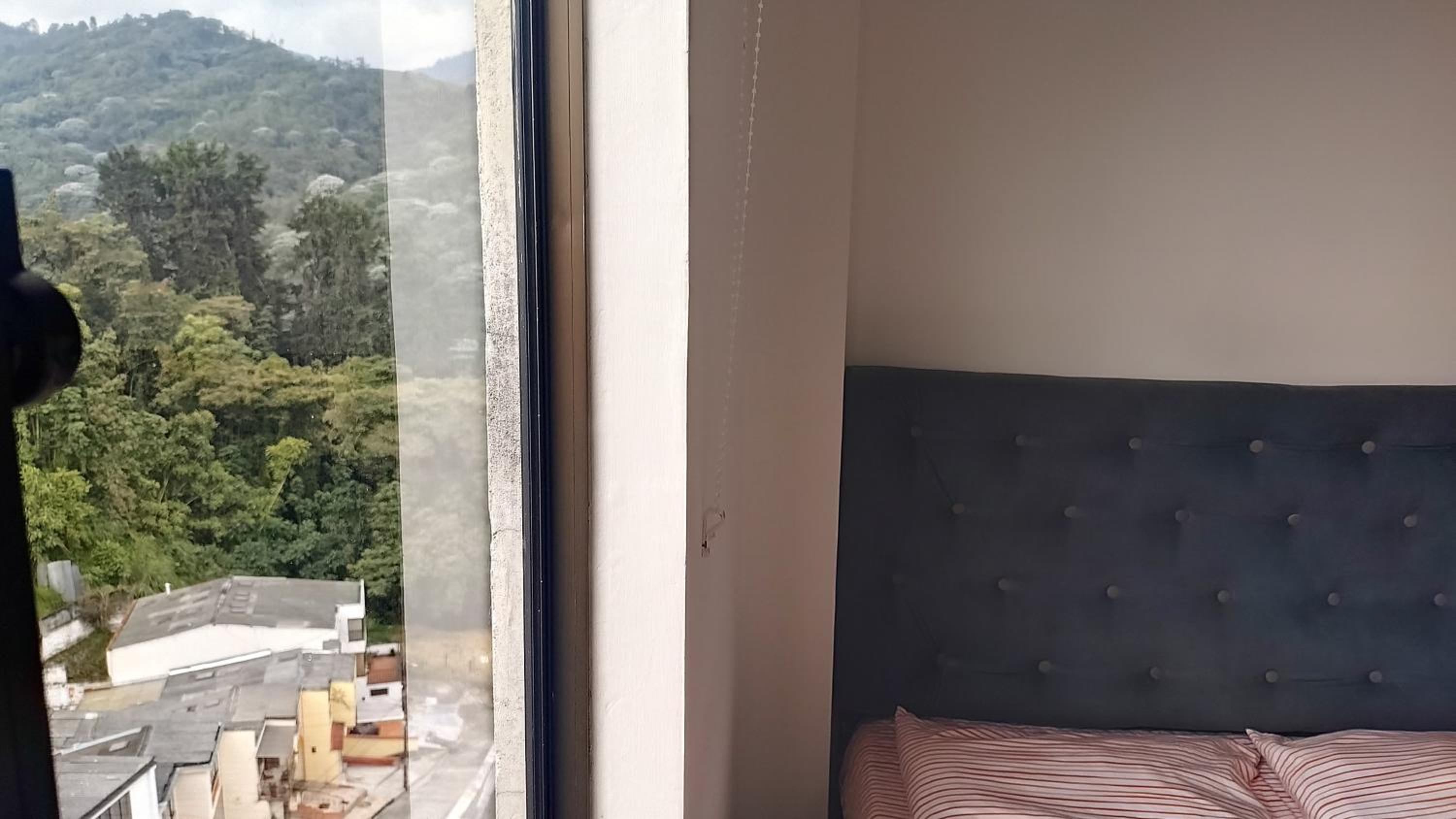 Amplia Habitación En El Cable