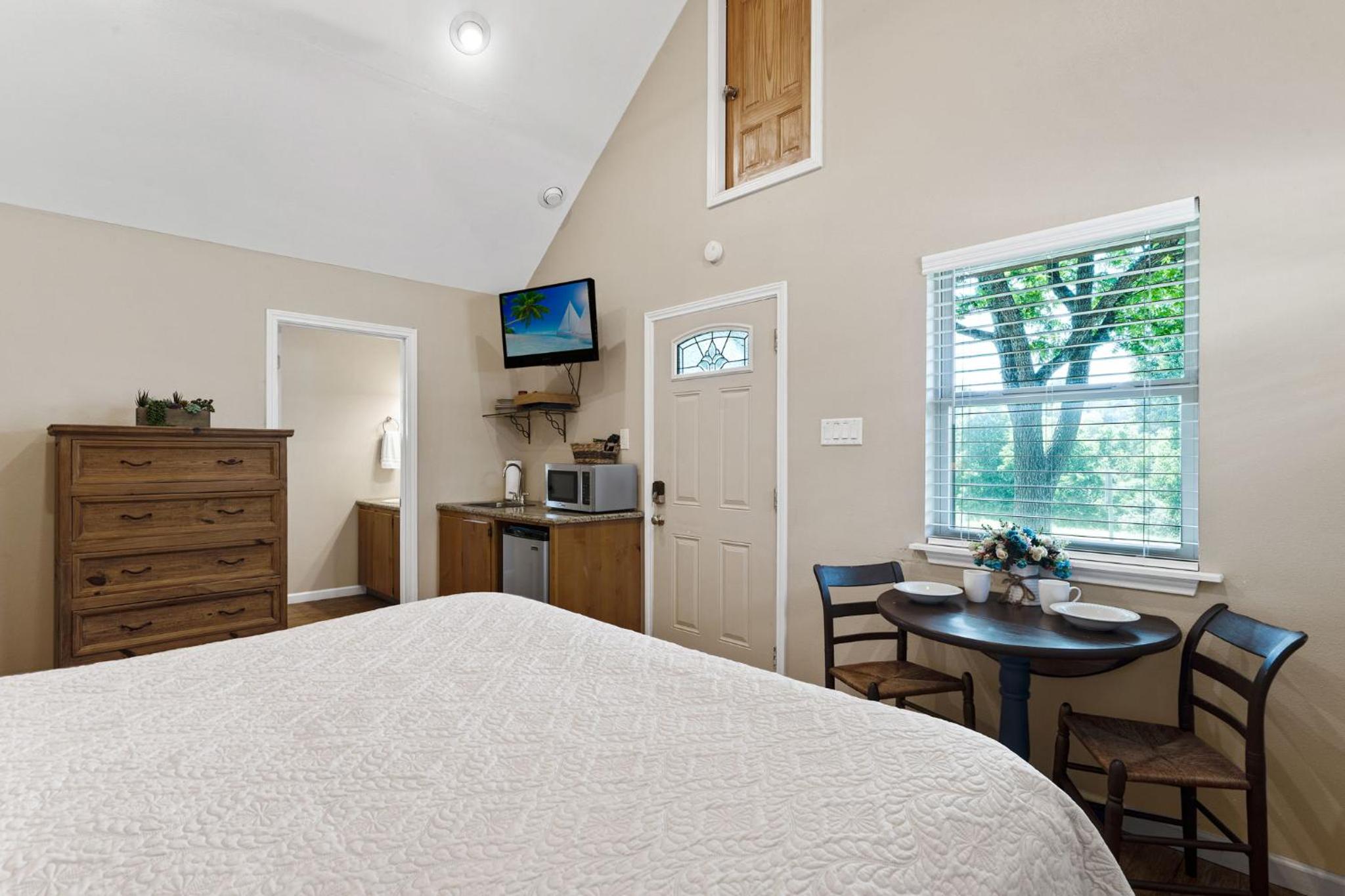 Blanco Riverside Cottages
