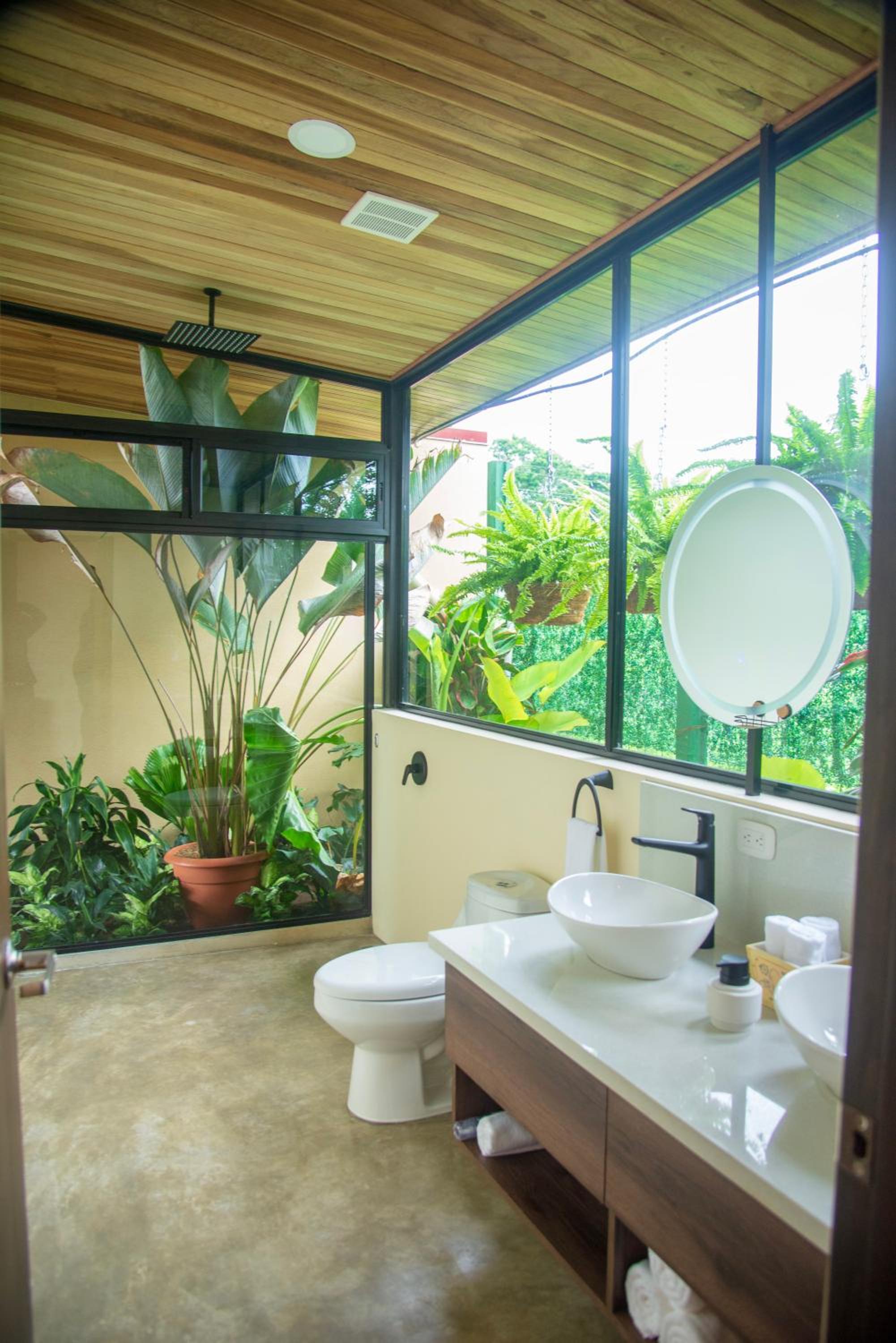 Scenic Volcano Villas with Hot Tub