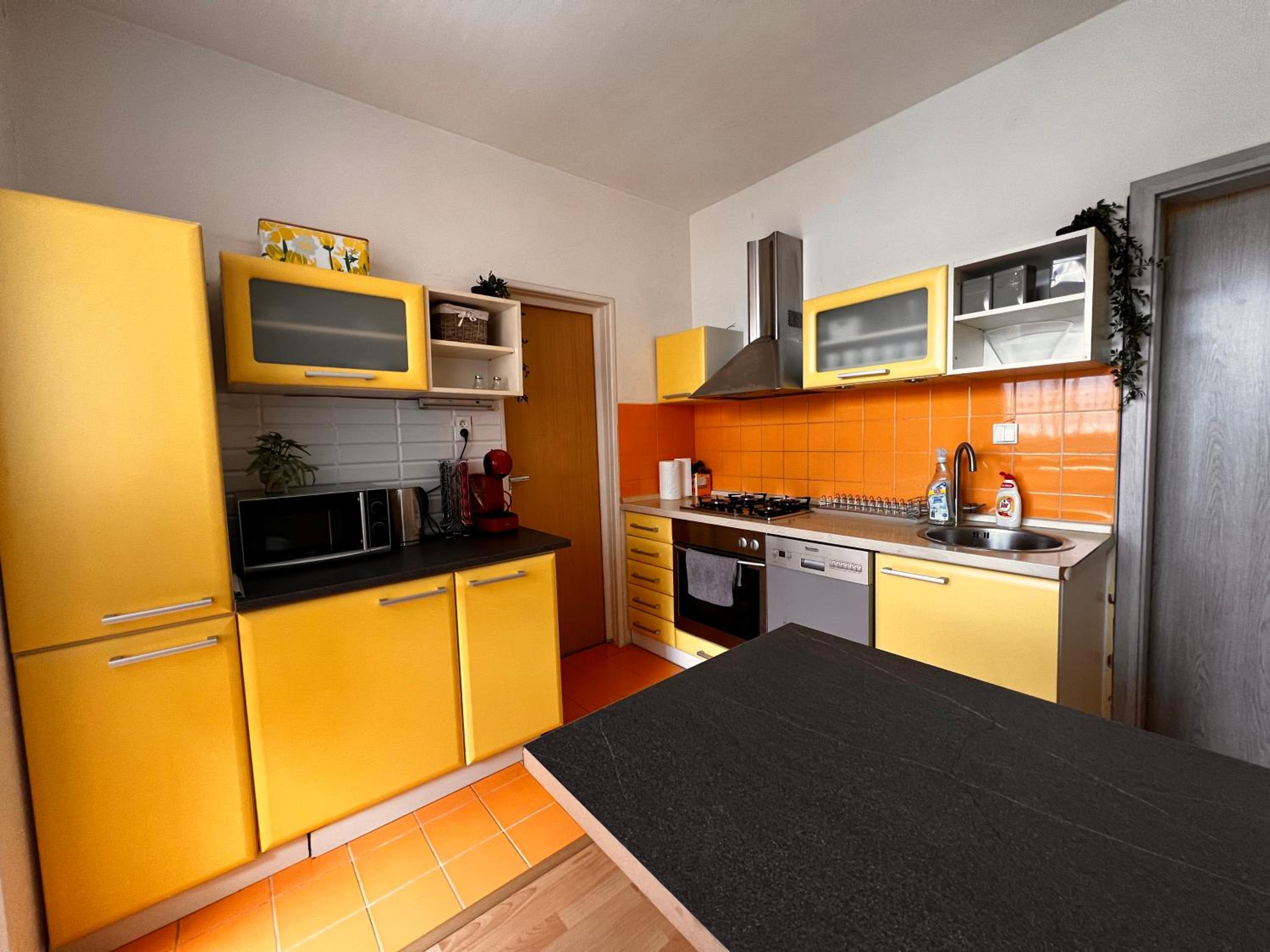 Apartmán širšie centrum KOCKA