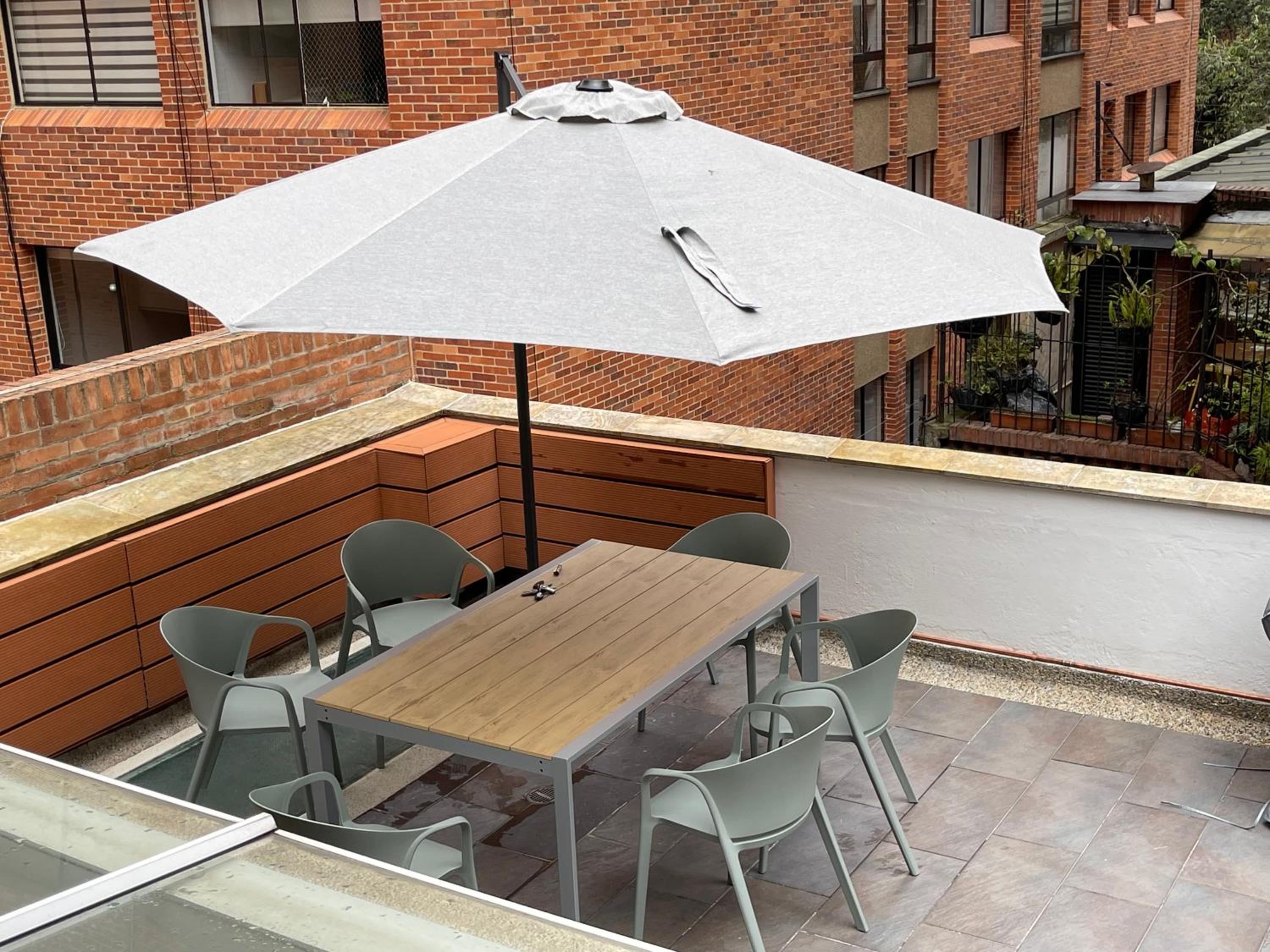 Cozy apartment with terrace in exclusive area