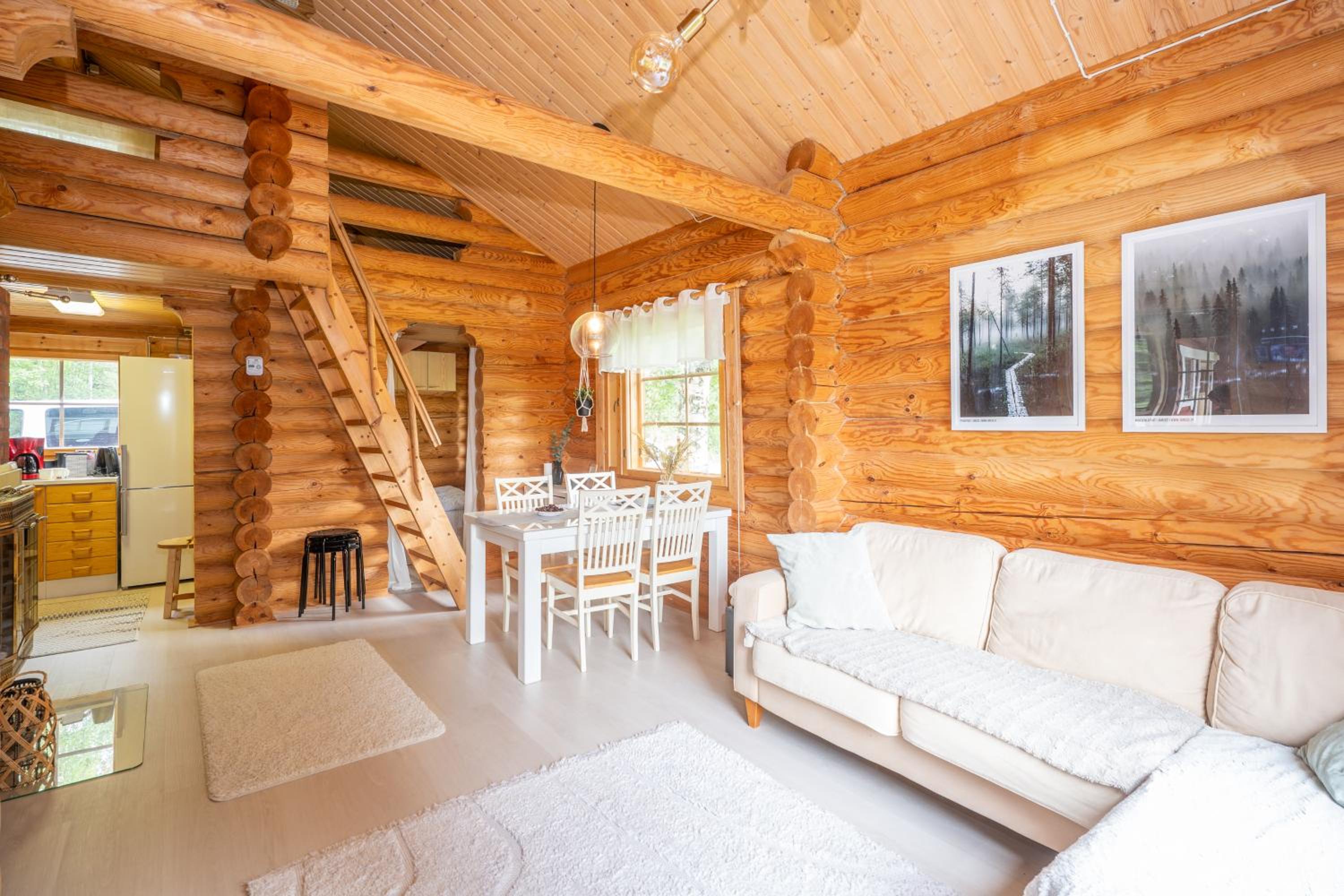 Lapin Villa Hiisi joen rannalla