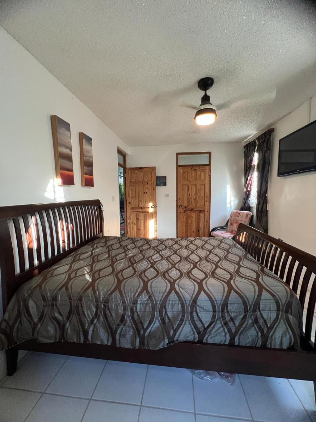 Castle Comfort Seaview deluxe Apartment