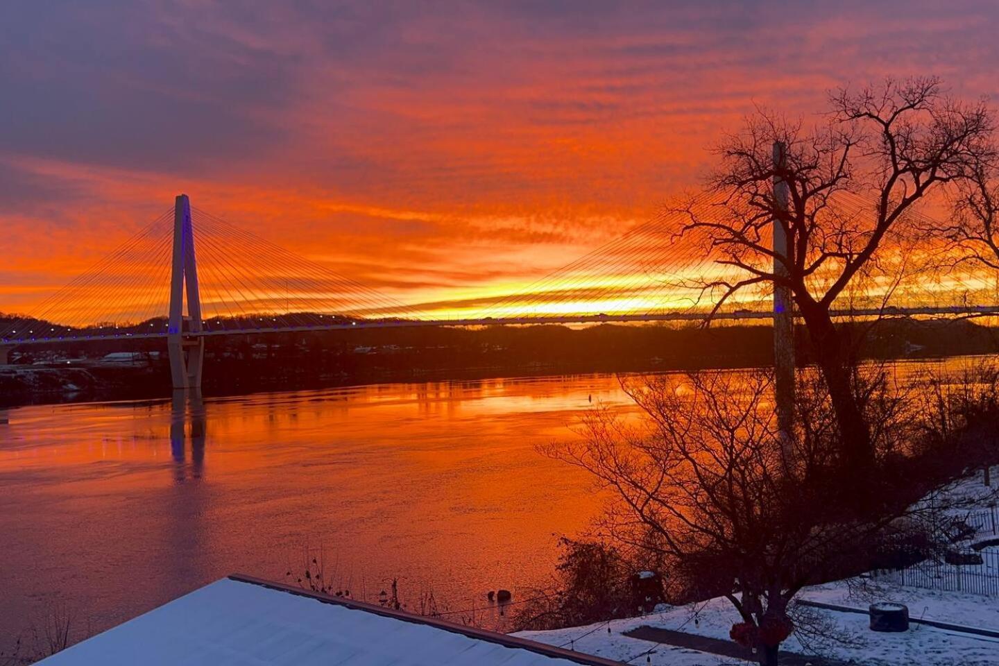 RiverSuite3 - The view will ease your mind view 4