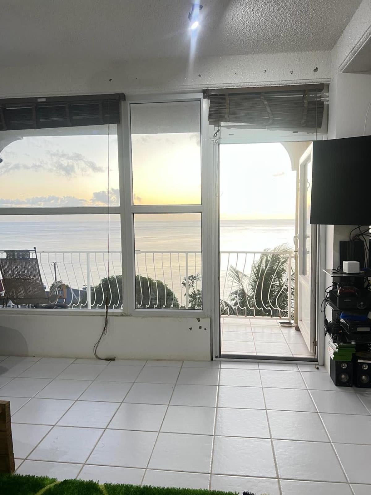 Castle Comfort Seaview deluxe Apartment