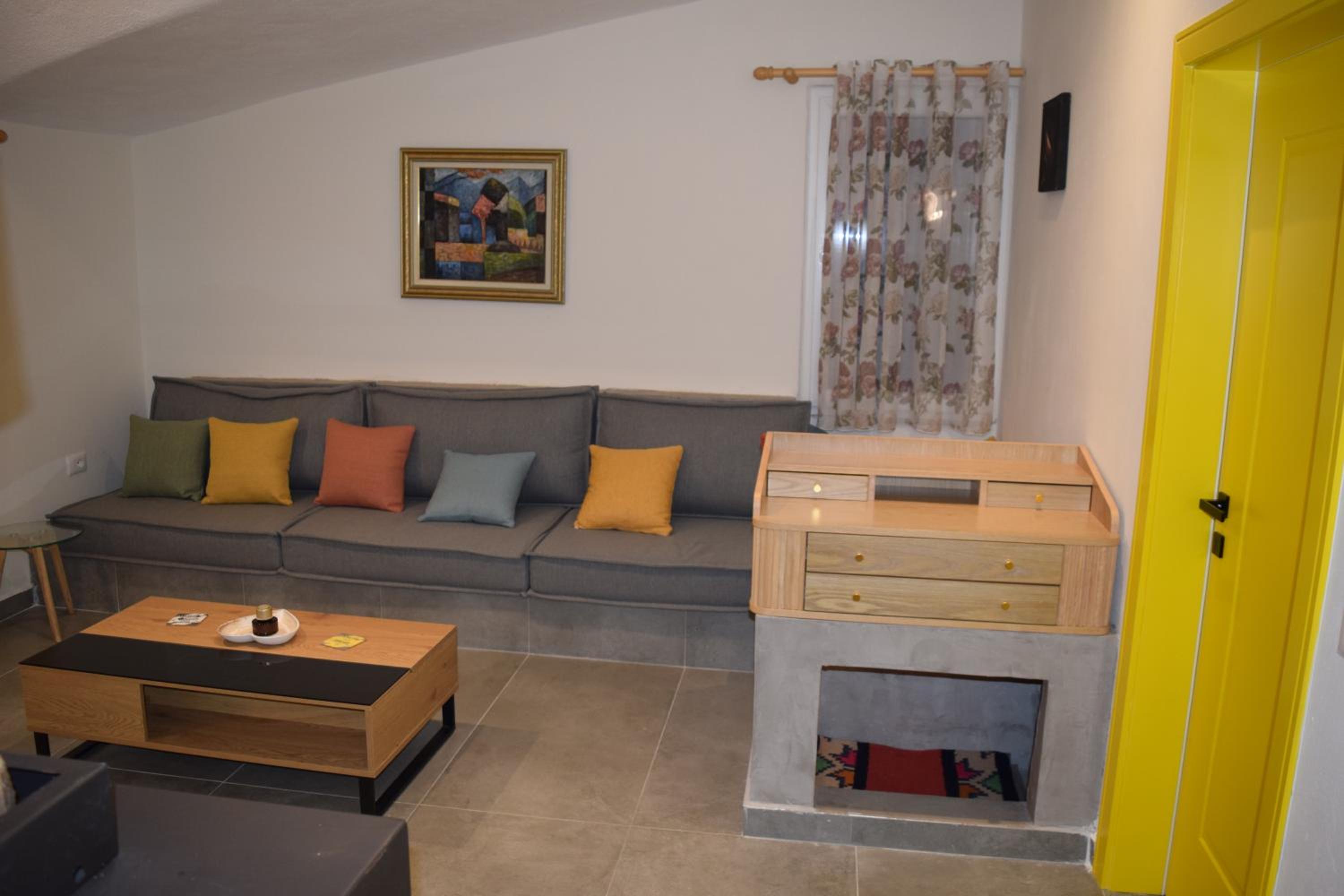Domin Apartment, Golem, Durrës