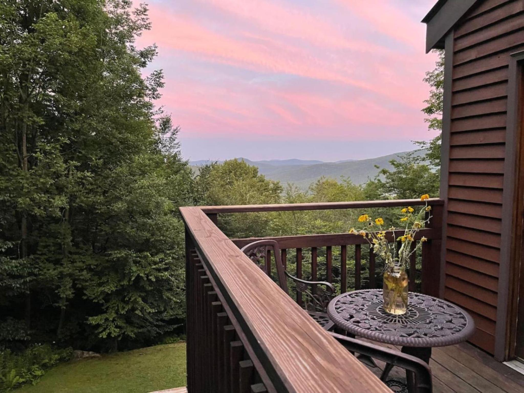ThreeBears- AC, Hot Tub, Views, Fire Pit, Grill view 3