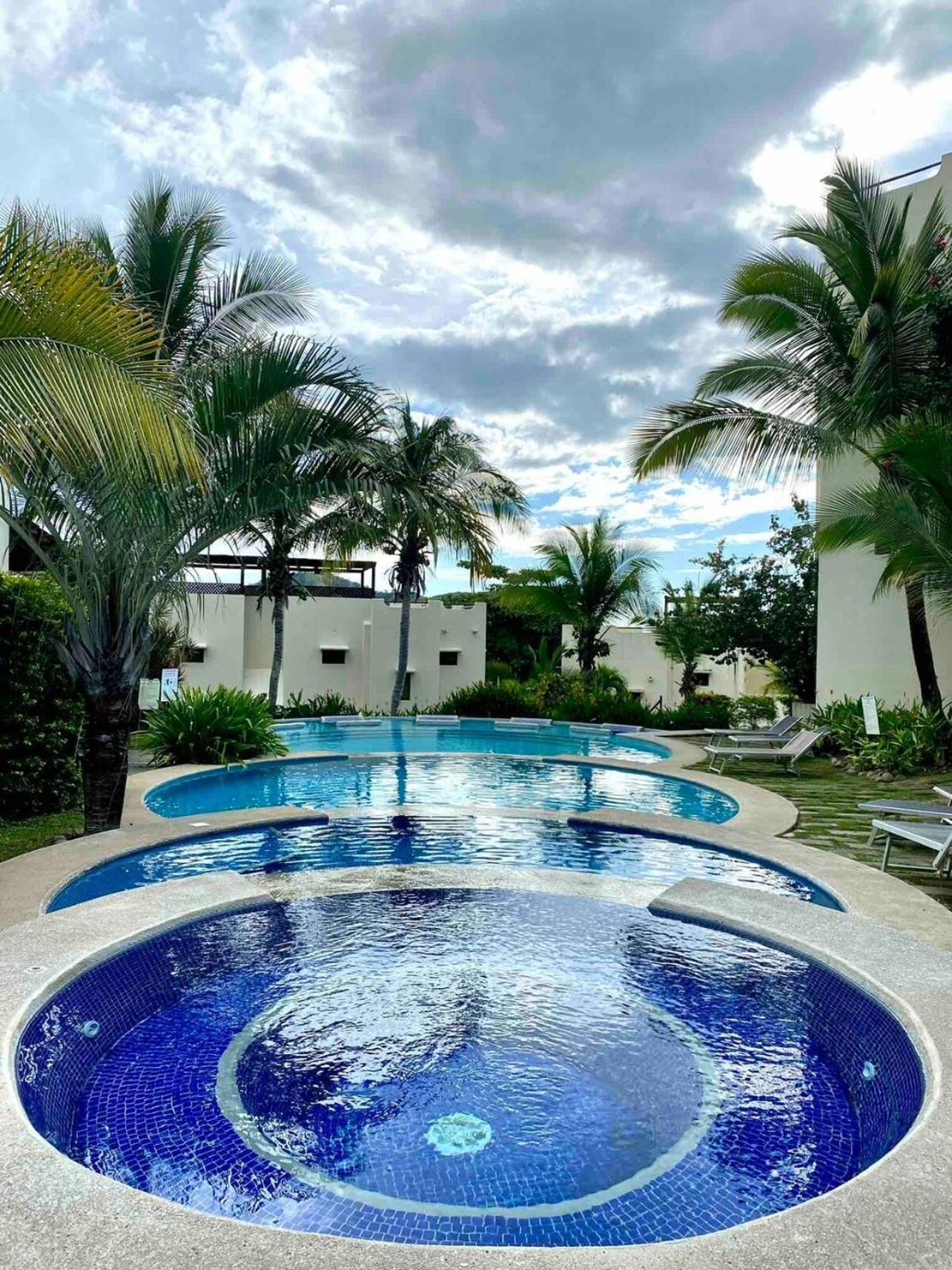 Breezy Paradise 2 bed2bath with mountain view