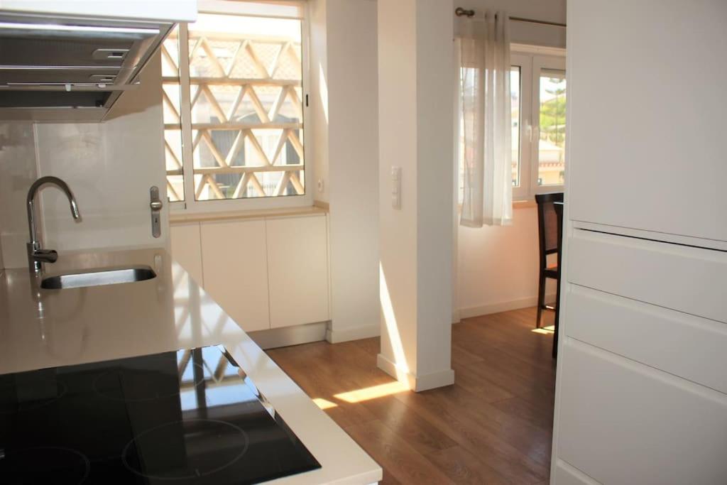 Sunny Apartment in Lisbon view 5